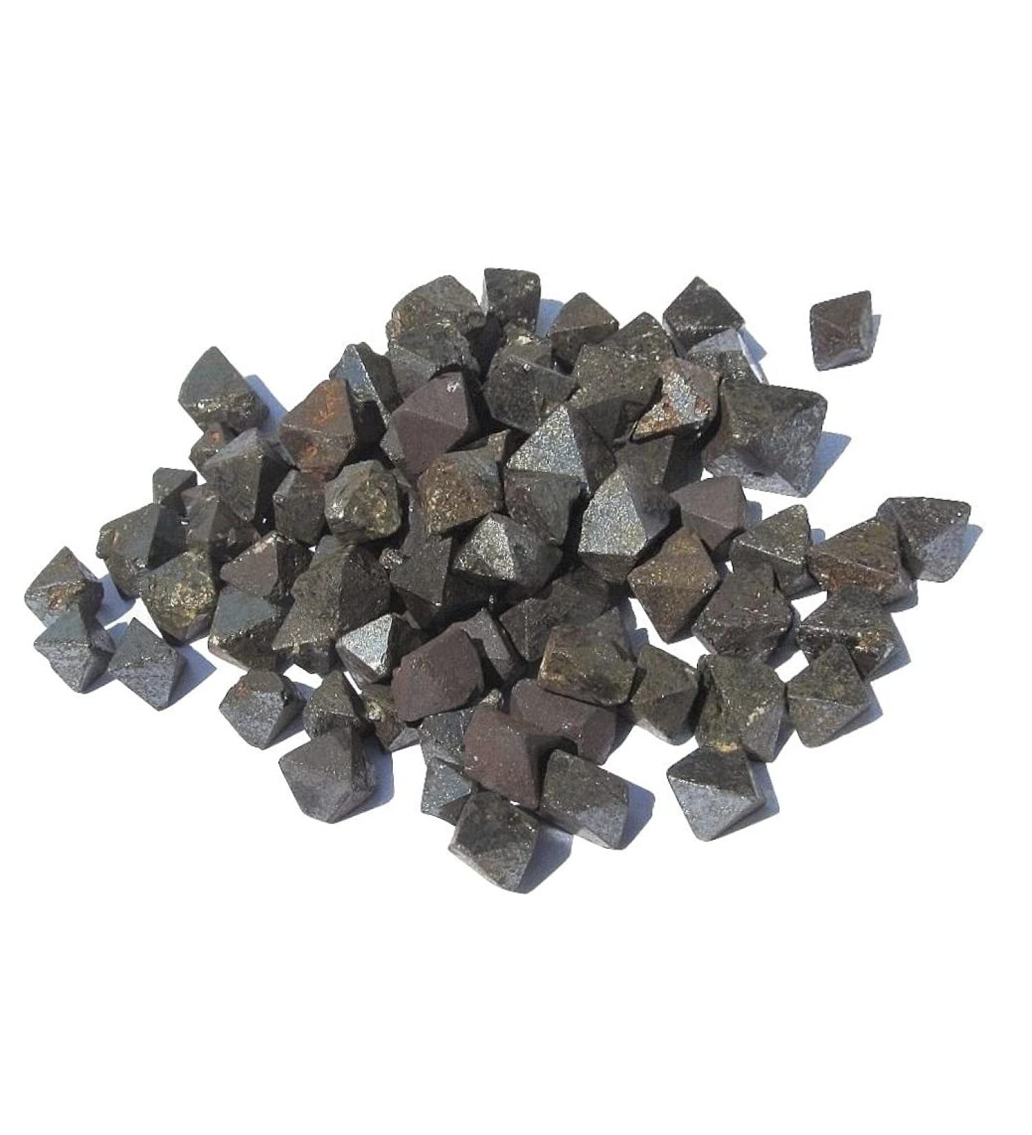 MK pke Magnetic Iron Octahedron - 50g Lodestone Iron Stone | Size S - Shop Premium Magnetic Ore for International Shipping - Buy Online on GoSupps.com