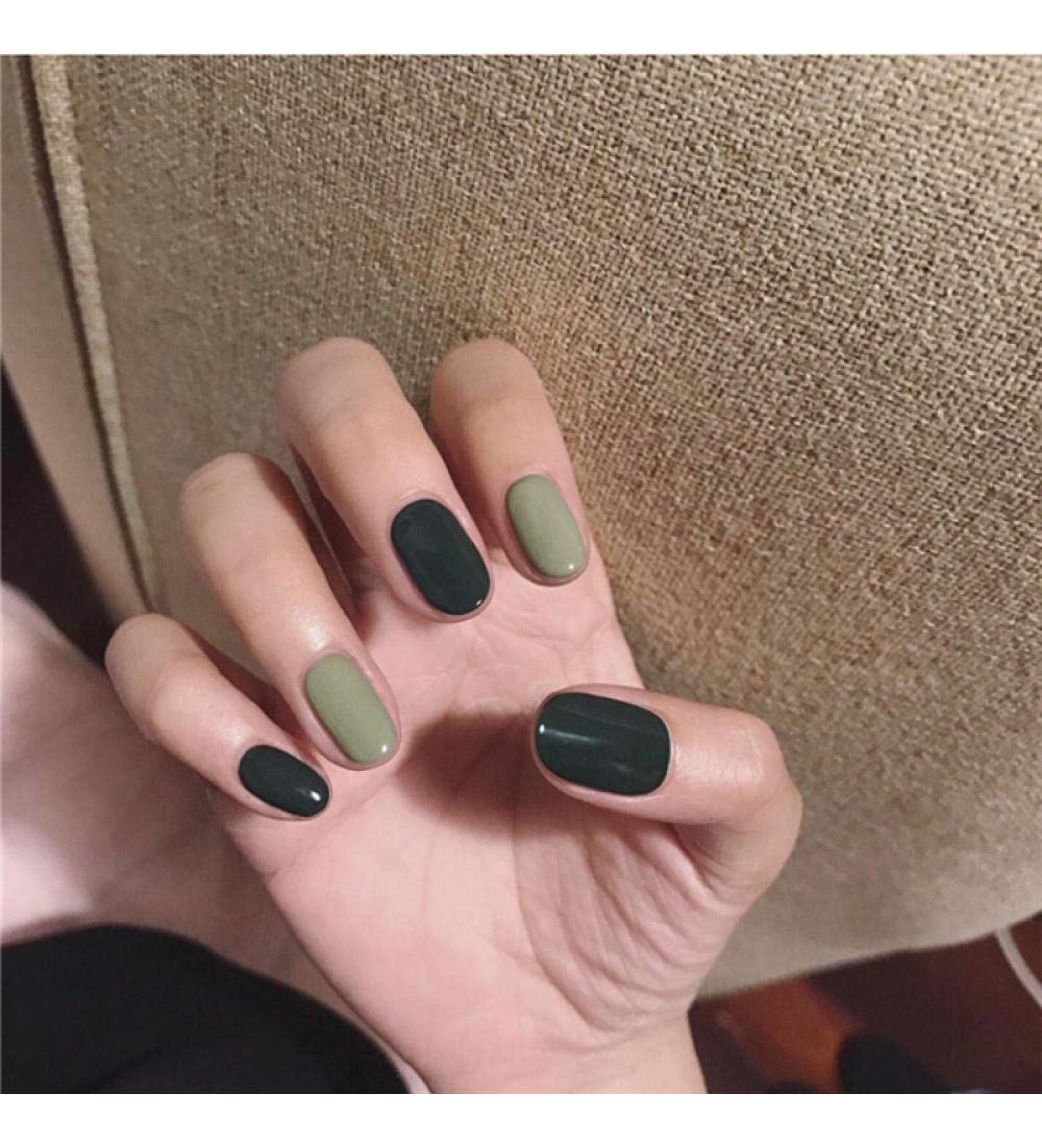 Buy HUIL Artificial Double Green Round False Nails - 24pcs Nail Stickers for Perfect Manicure | International Shipping - Buy Online on GoSupps.com