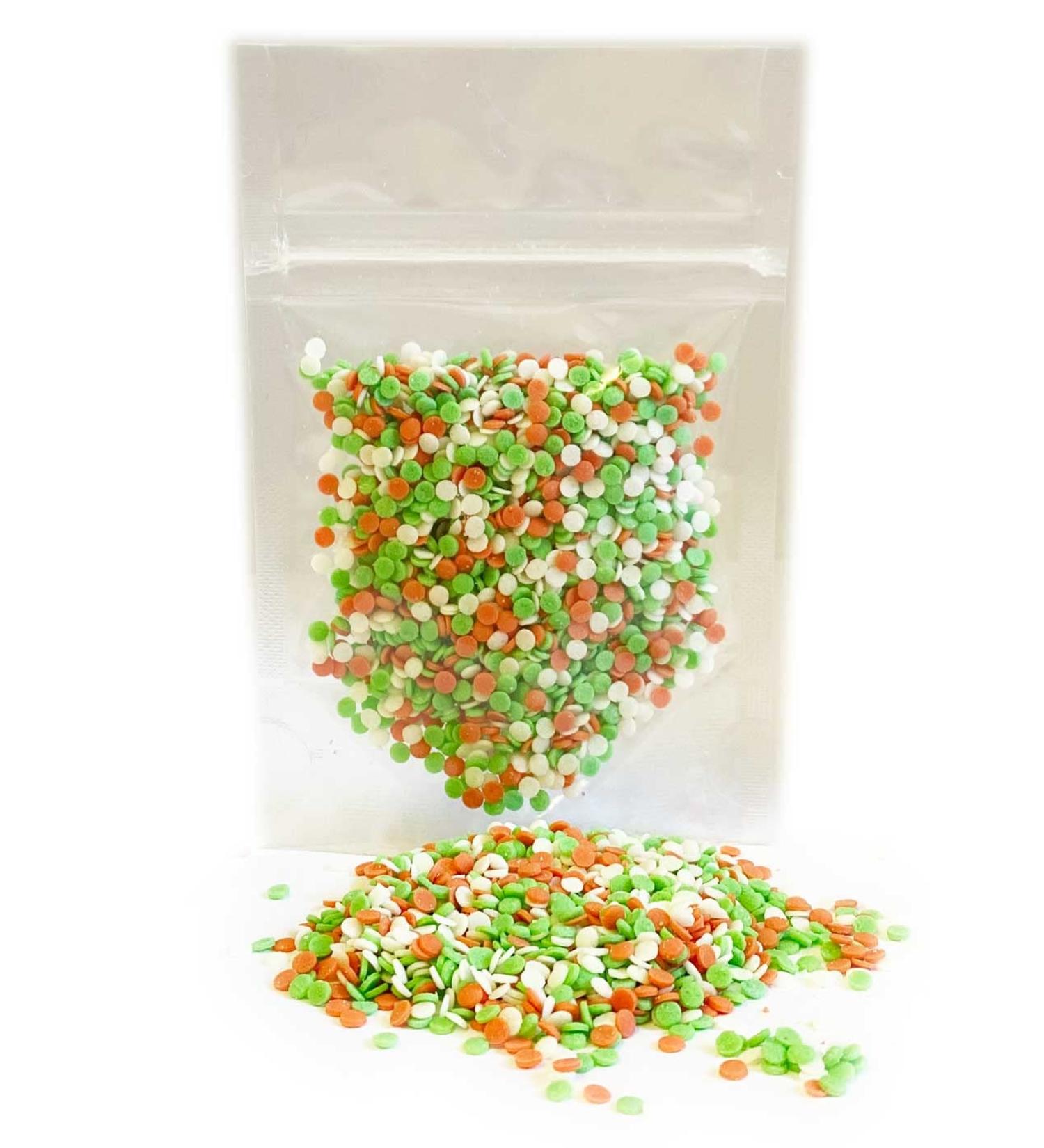 A Pinch Of - Christmas Confetti - 25g. Matt red green & white sugar confetti. Perfect for decorating all your festive cakes bakes & baking into cookies & cupcakes. Just enough for a single bake. - Buy Online on GoSupps.com