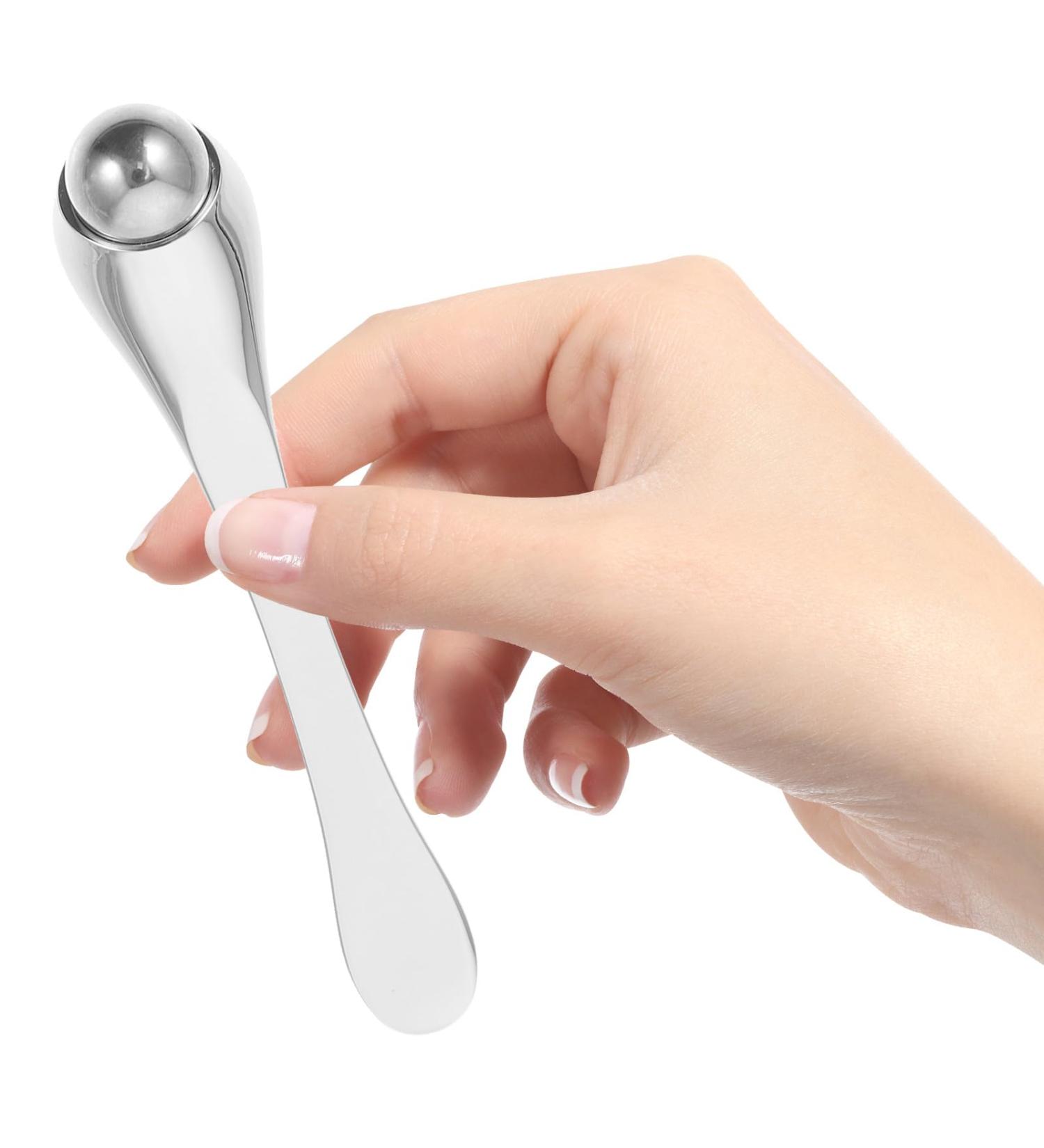 Masseur Yeux Anti- ge Argent Portable B tonnet de Massage Doux pour R duire Rides et Gonflements Applicateur de Cr me Yeux Outil de Soins Oculaires pour Usage Quotidien - Buy Online on GoSupps.com