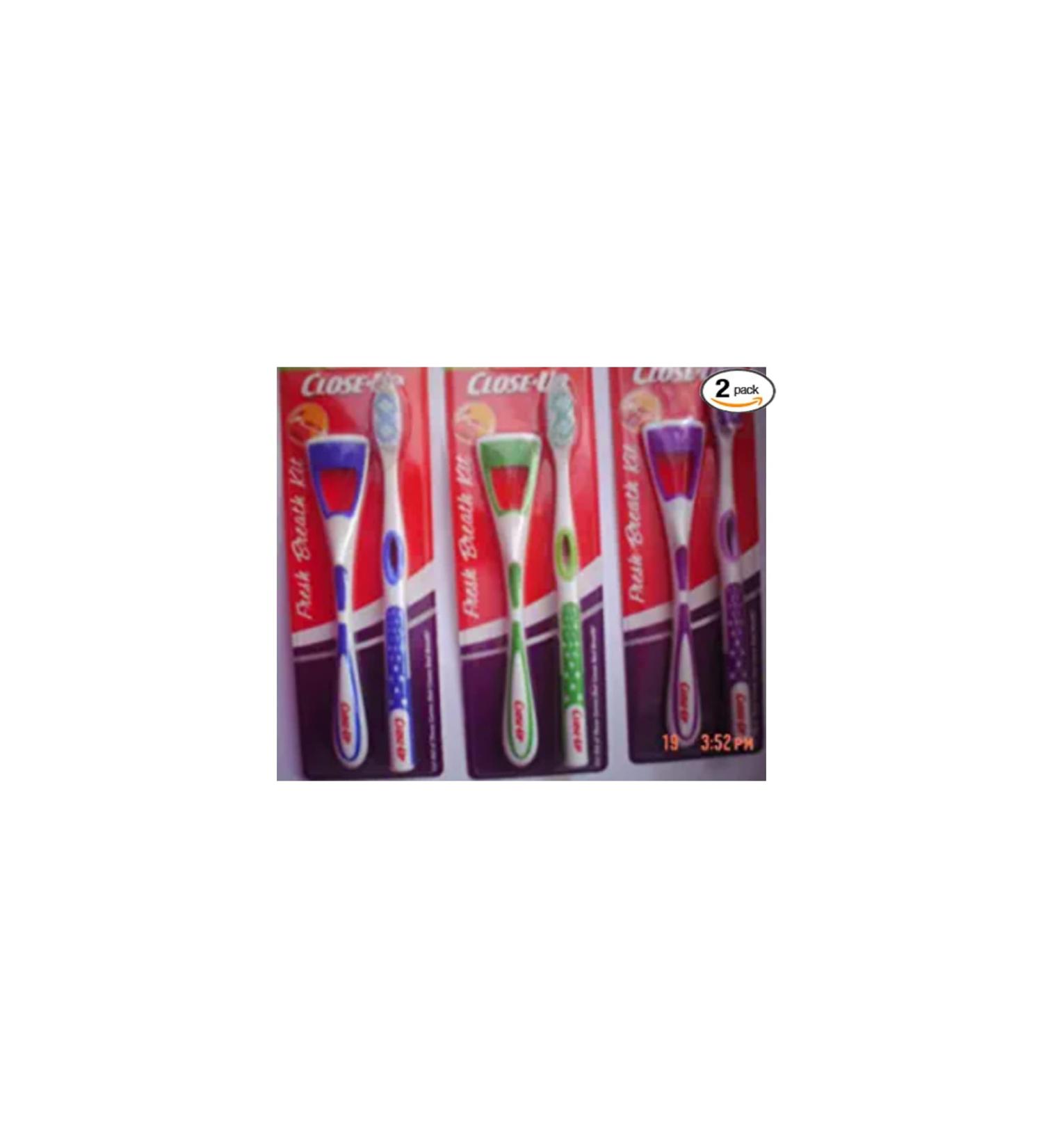 Close-Up Triple Action Cleaning Fresh Breath Kit  Assorted Colors