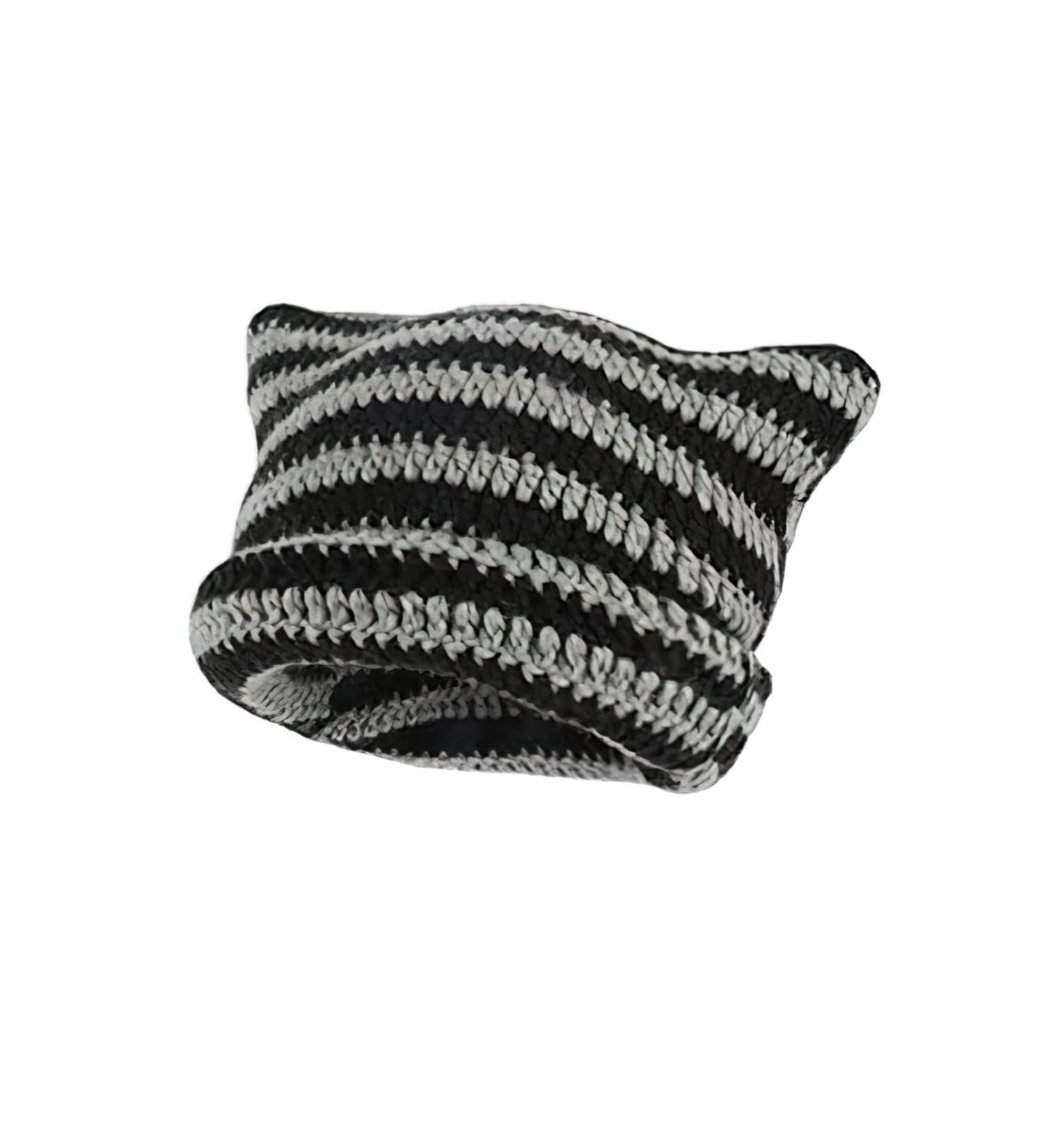 Vintage Fox Beanie: Women's Grunge Slouchy Crochet Hat in Grey Black - Buy Online on GoSupps.com