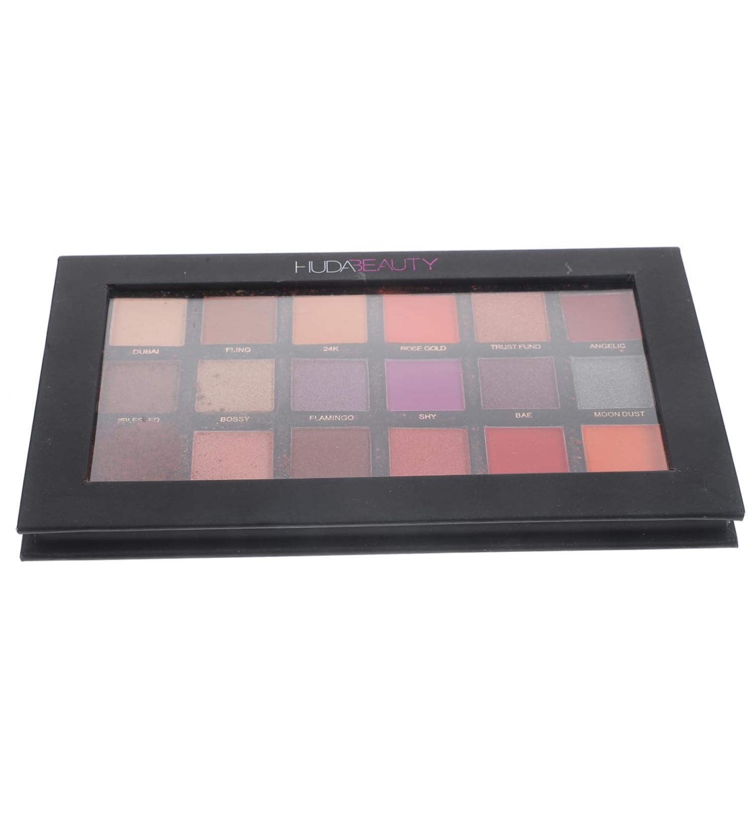 Mikinona Woman Makeup Palette 18 Eye Shadow Palettes Flash Woman Powder - Buy Online on GoSupps.com