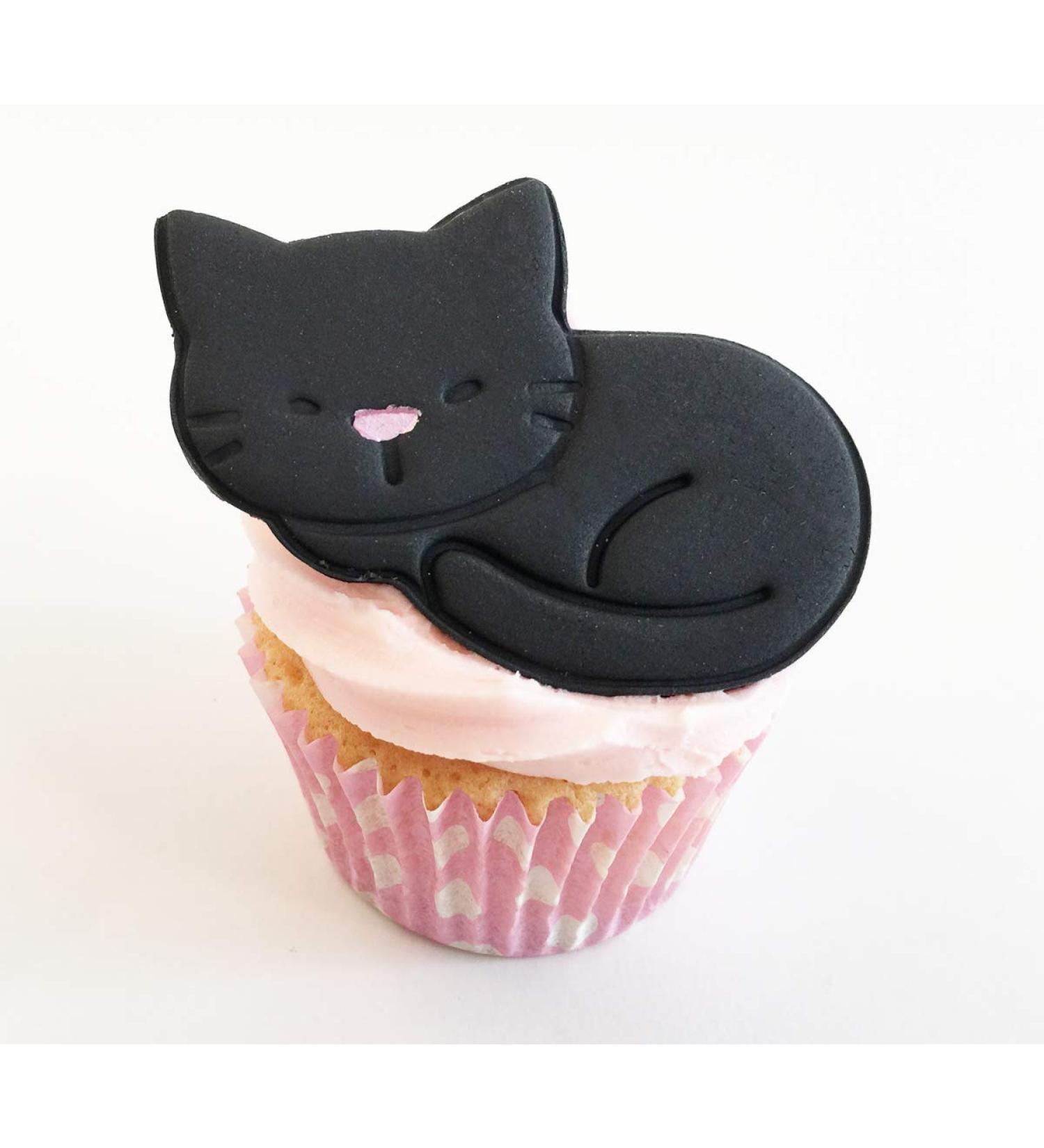 1 Large Sugar Lying Down 8cm x 5cm Black Cat Cake Decoration. Edible Unique and Made with Love in The UK! 1 Black Lying Down Cat