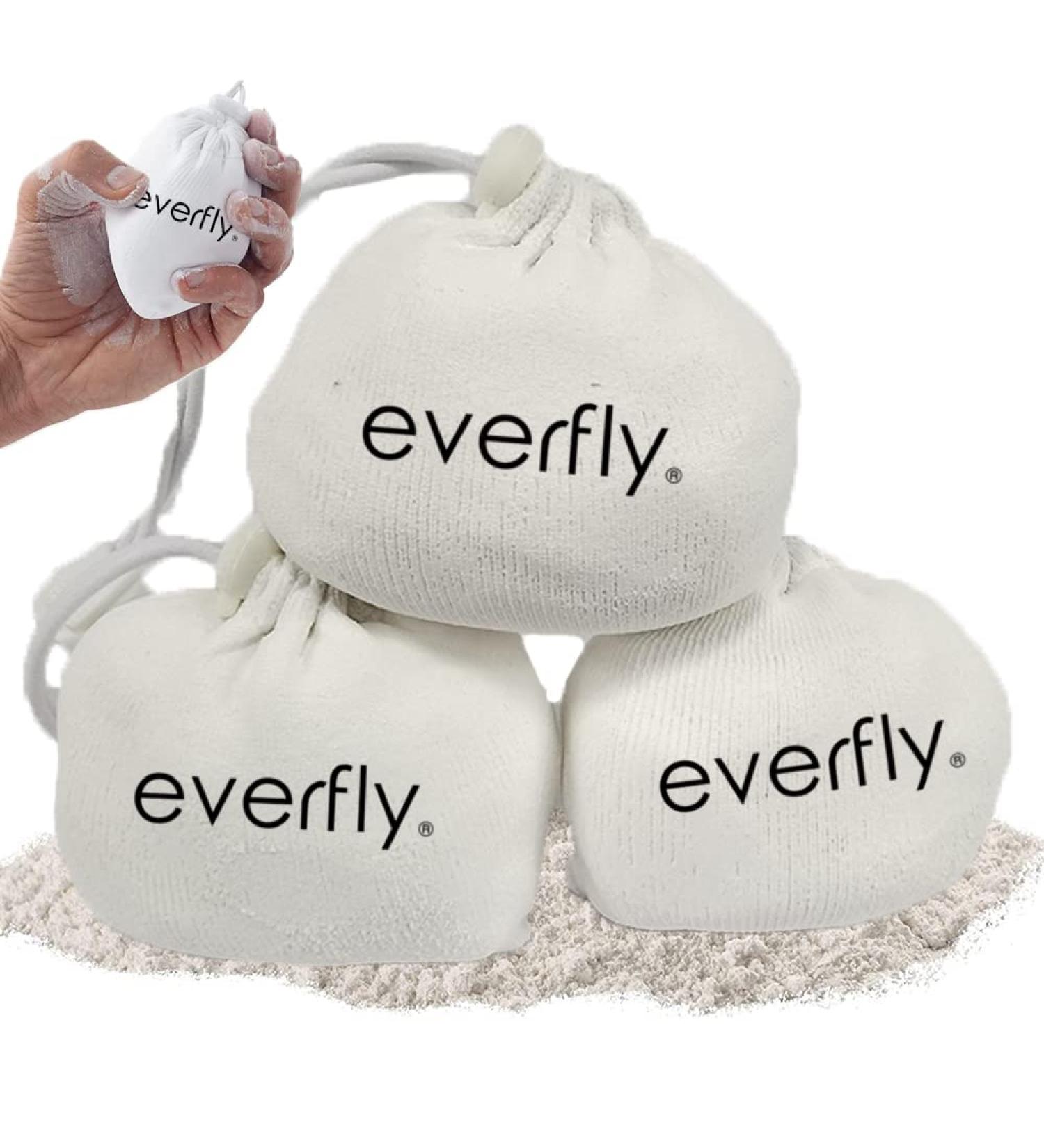 Everfly Chalkbag for CrossFit | 3 x 60g Magnesium Chalk for Climbing Bouldering Weightlifting Tennis Padel & Gym - Ultimate Grip Enhancement - Buy Online on GoSupps.com