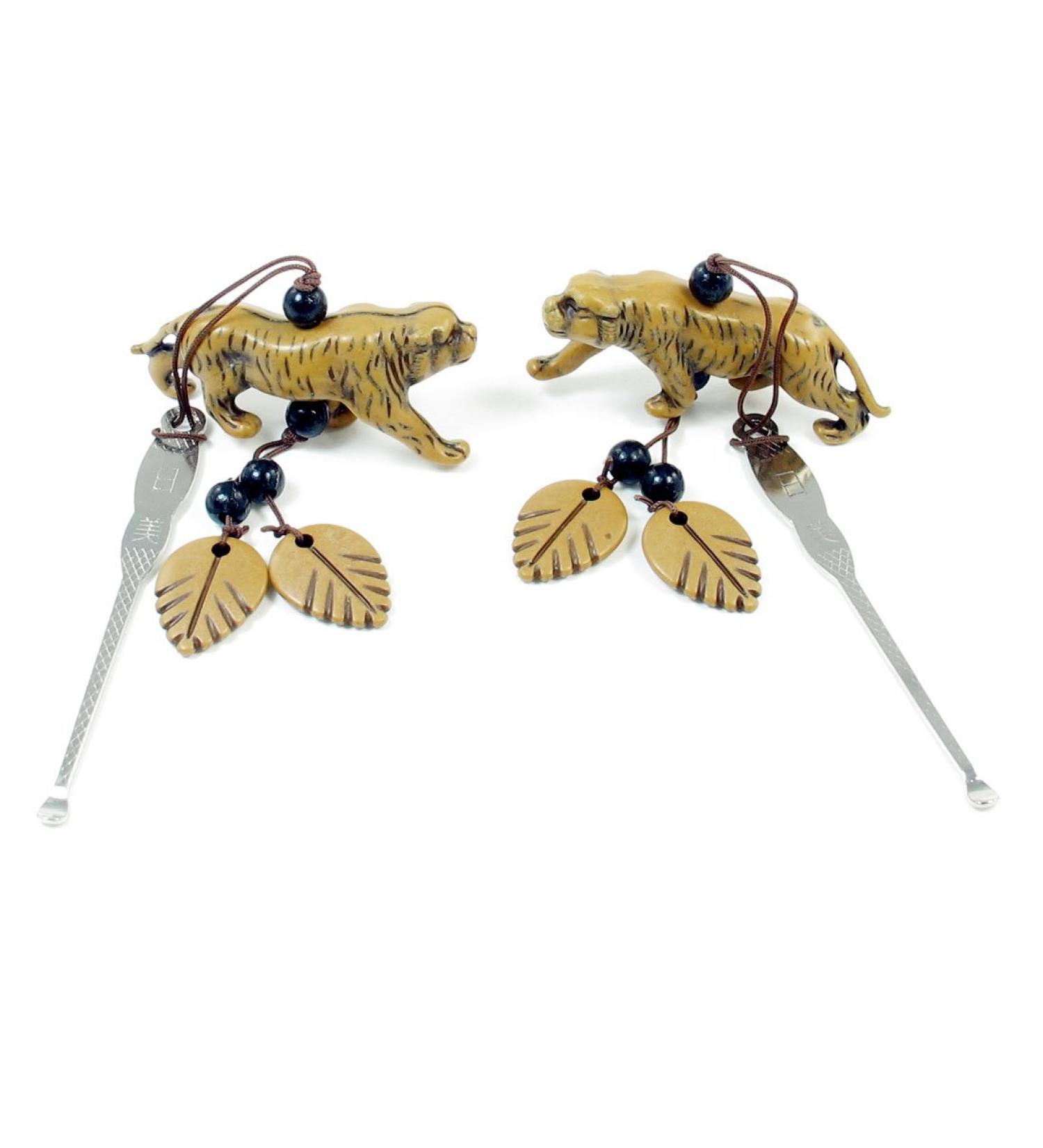 Qtqgoitem 2 Pcs Portable Brown Tiger Pendant Silver Tone Ear Pick Earwax Removal (Model: 0d8 b13 32e ba5 95d)