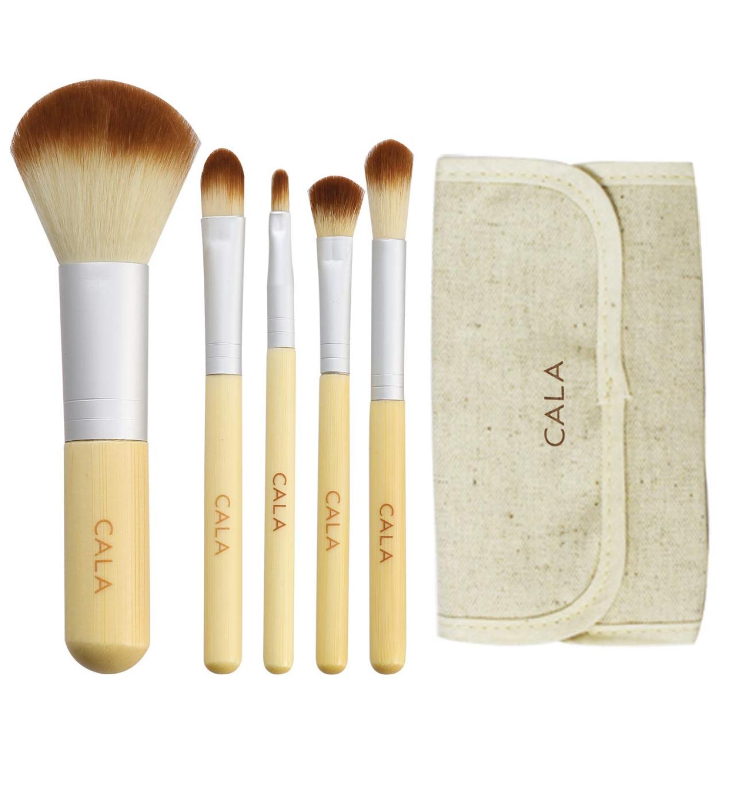 Cala Naturale travel bamboo brush set
