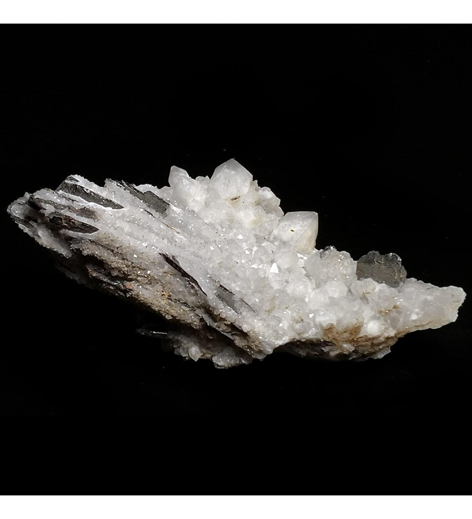 Natural Crystal Rough 64g Natural Stone Wolframite Crystal Specimen from Chenzhou Hunan Province China A2-4 Home Decoration Natural Stones Household Gift - Buy Online on GoSupps.com