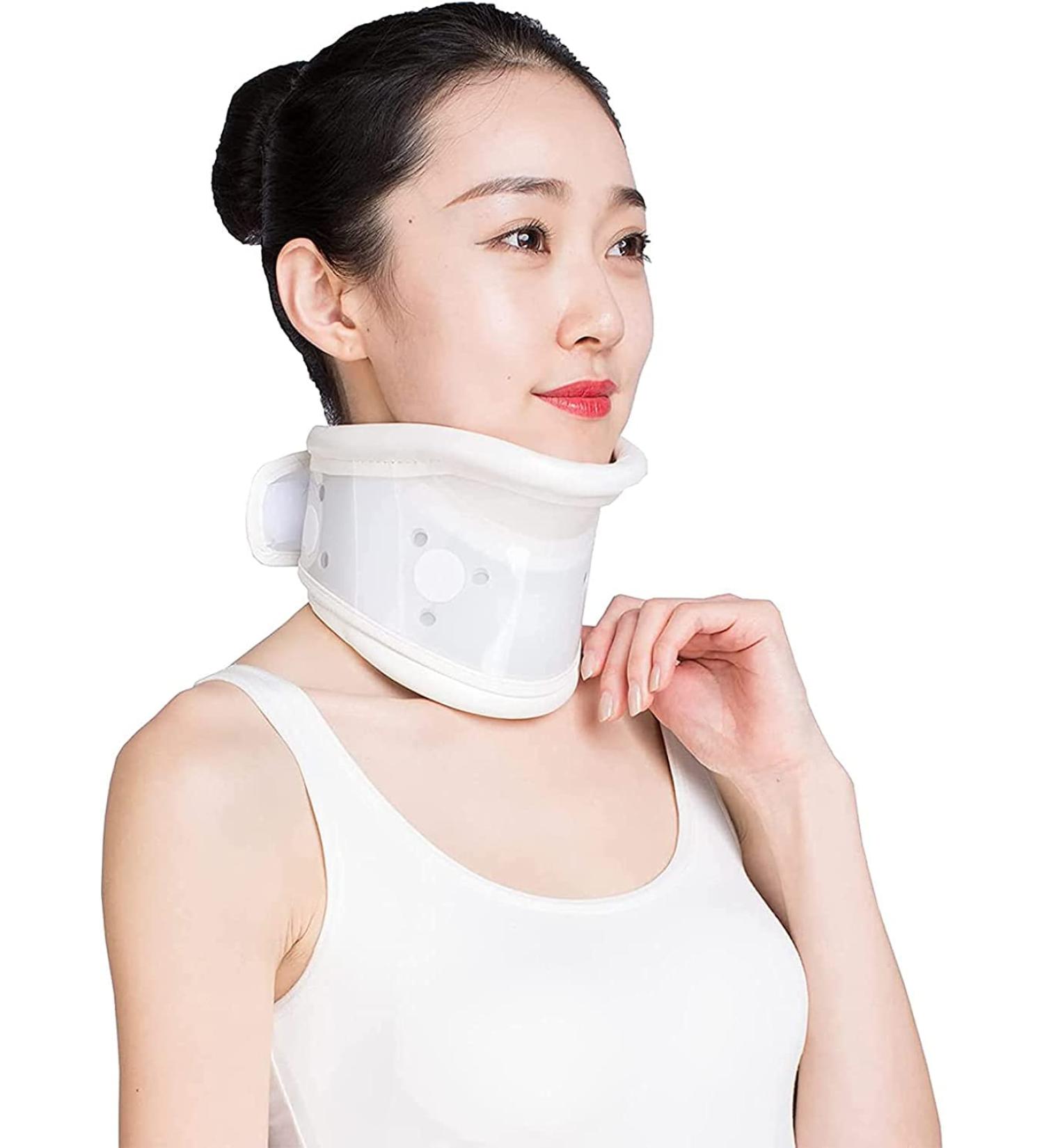 Spuzzo Chin Support & Neck Stretcher - Orthopedic Collar for Pain Relief & Improved Comfort | Universal Fit - Buy Online on GoSupps.com