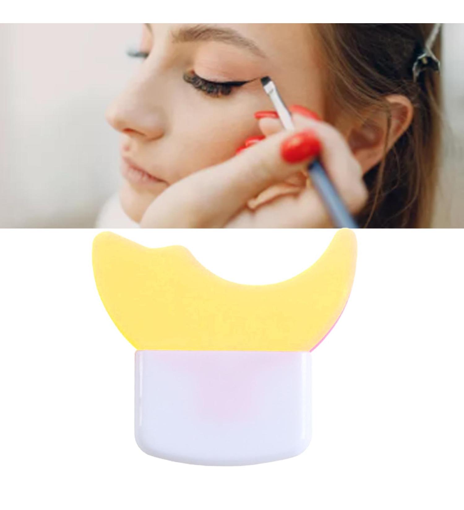Eyelash Applicator Baffle Eyelash Mascara Smudge Guard Silicone Smoothing Surfaces Various Angles For All Face Shapes (Yellow) - Buy Online on GoSupps.com