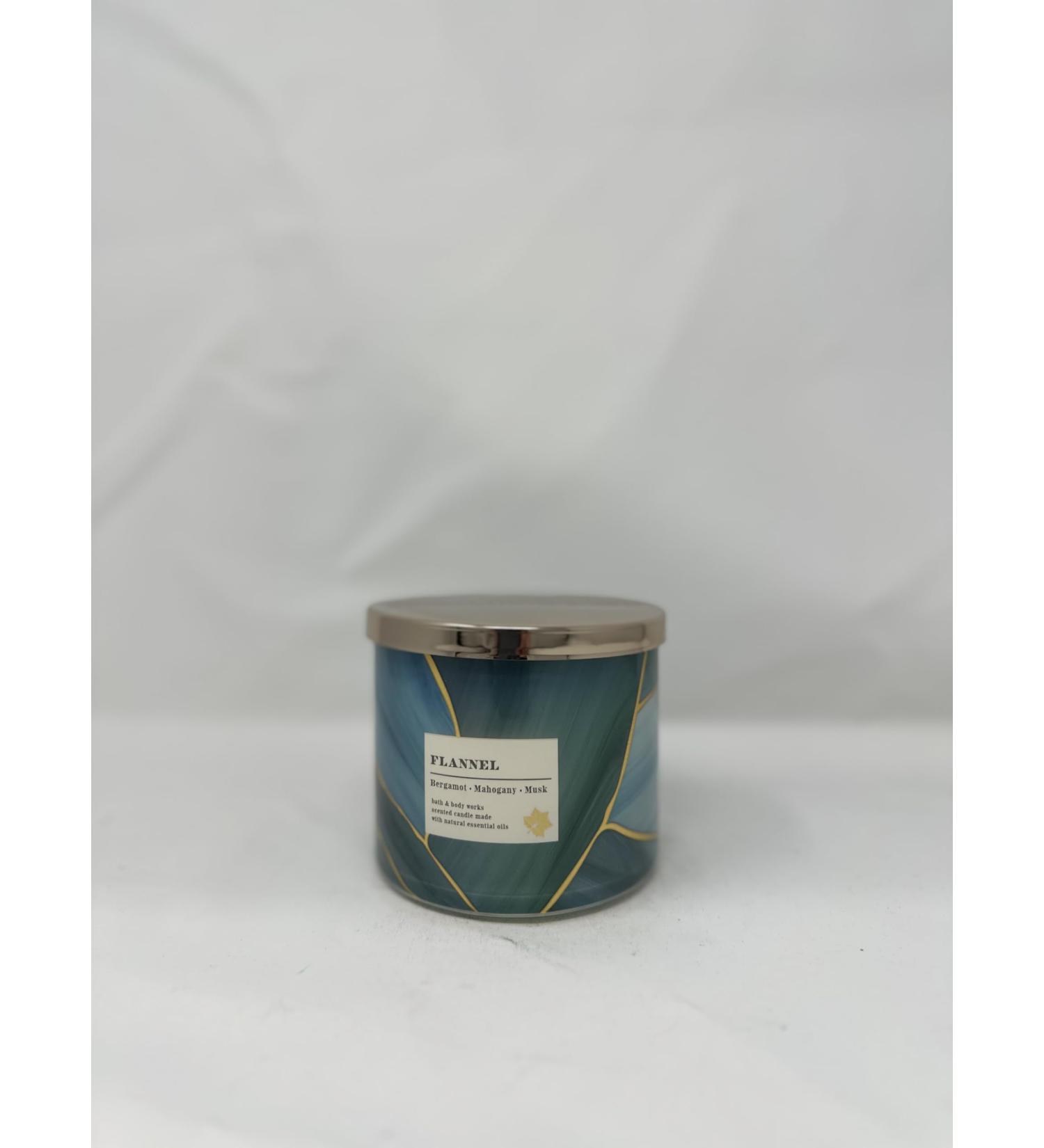 Flannel 3 Wick Candle 14.5 oz / 411 g Made with Natural Essential Oil 2024