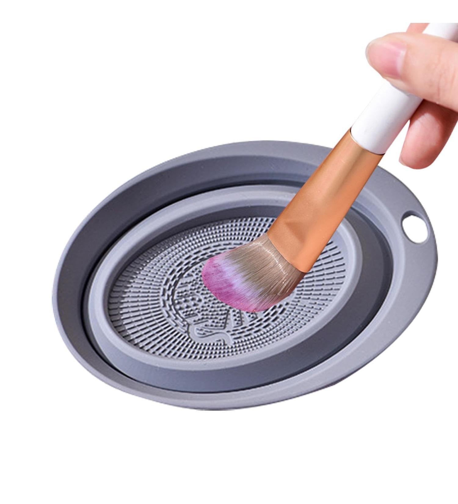 Neamou Silicone Makeup Brush Cleaning Mat Silicone Pad Scrubber | Portable Cosmetic Make Up Brush Cleaning Scrubber for Makeup Eggs Brushes Grey - Buy Online on GoSupps.com