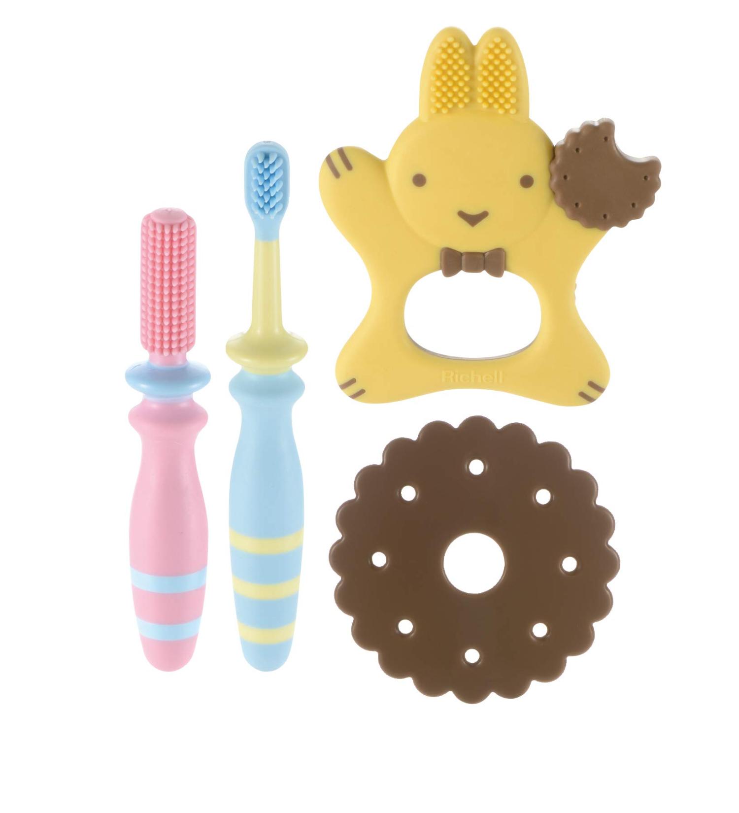 Richell Tri-Toothbrush Set - Assorted Colors for Kids | Tooth Cleaning Habits Starter Kit International Shipping Available - Buy Online on GoSupps.com