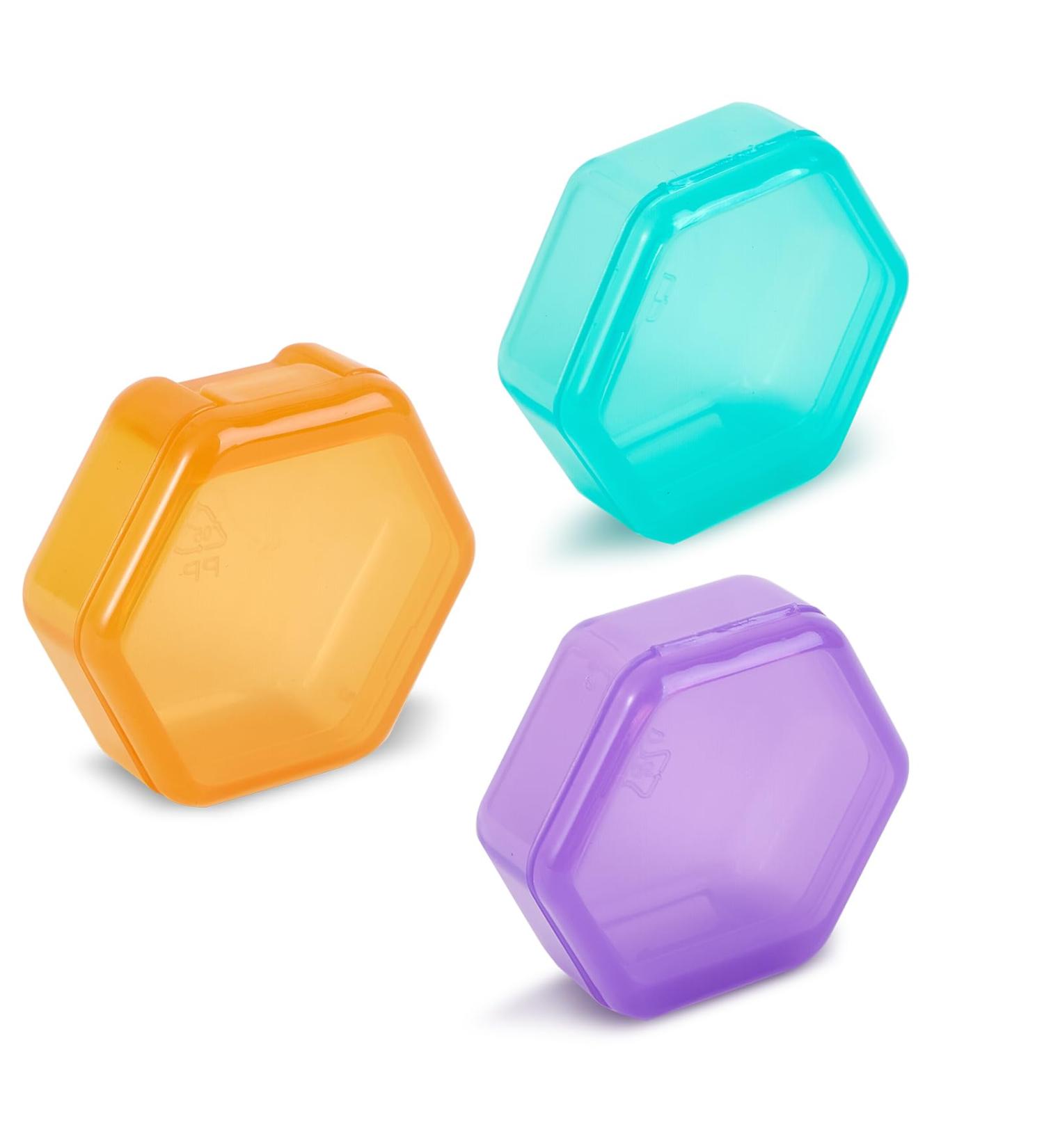 3 Small Pill Boxes Suitable for Travel Moisture-Proof Portable Day Medicine Box Free of bisphenol A containing Vitamins Fish Oil and Medication Supplements (Multicolor)