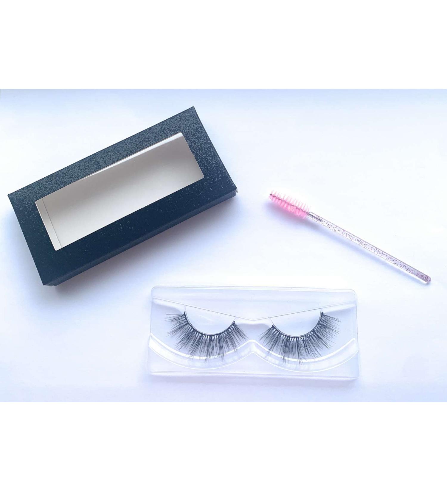 Wispy false eyelashes - Buy Online on GoSupps.com