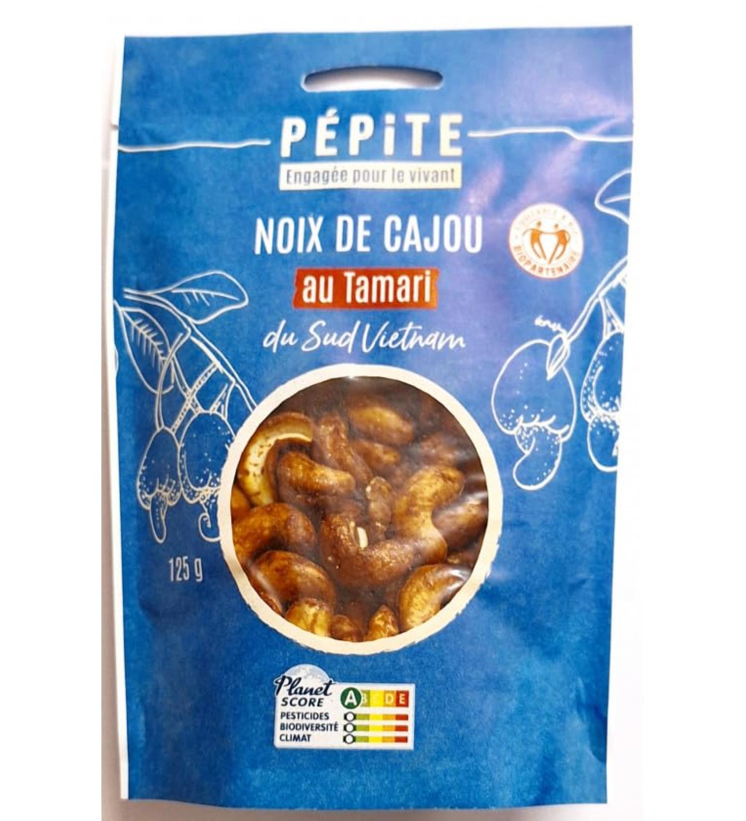 Organic and fair trade cashew nuts with tamari