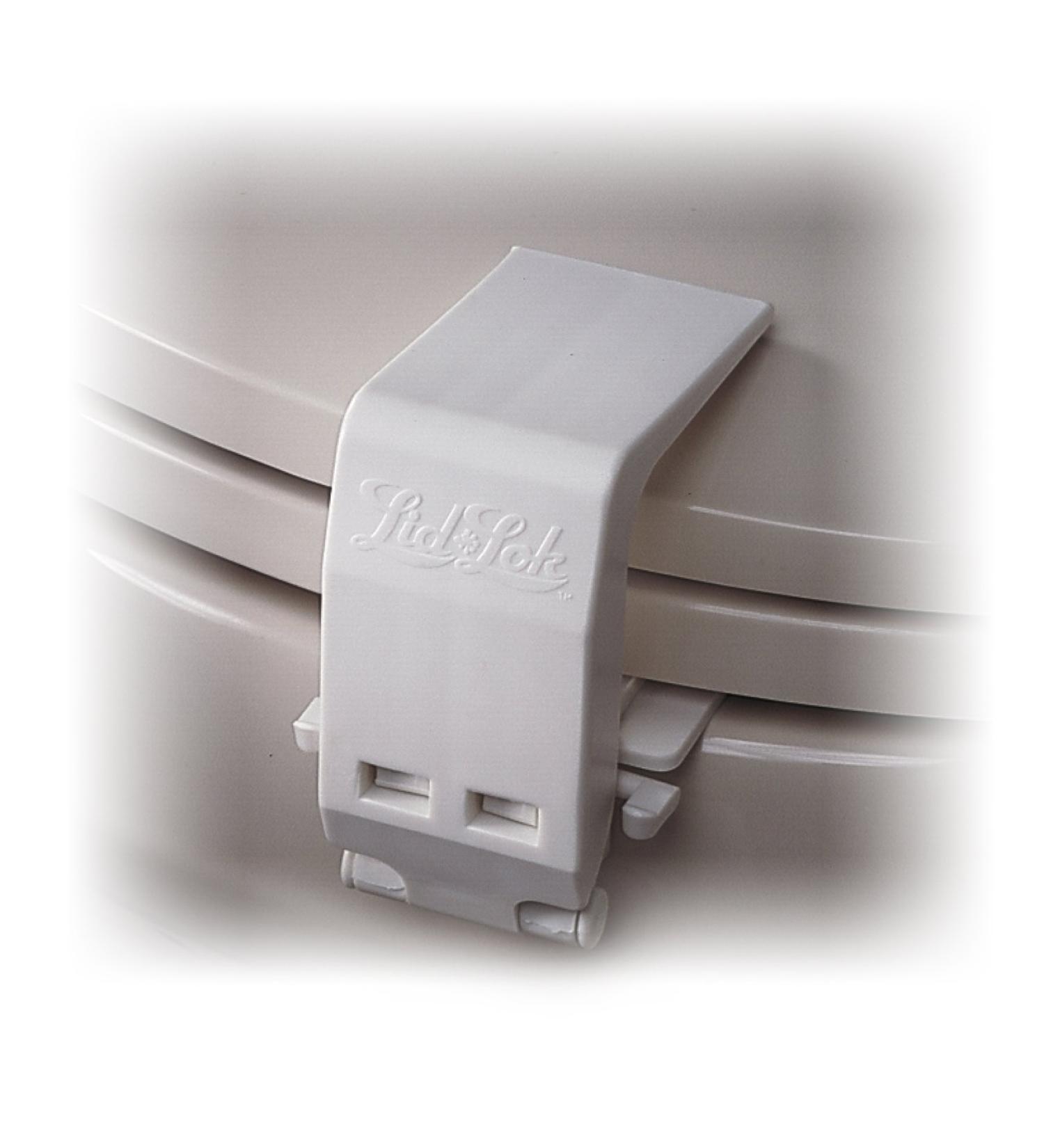 Lid-Lok Toilet Seat Safety Latch White - Mommy's Helper 1-Pack - Buy Online on GoSupps.com