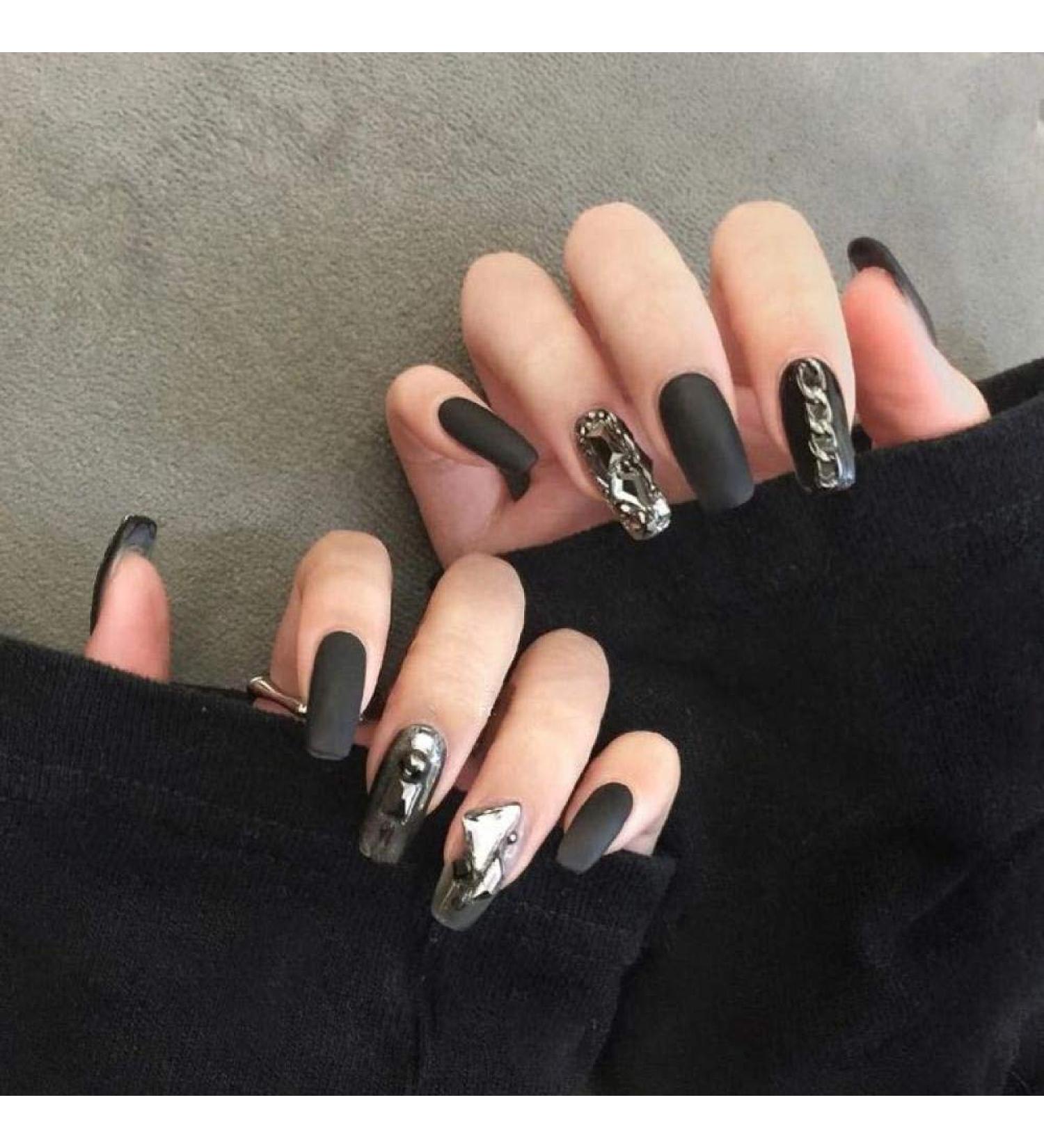 Huil artificial nails false nails black frosted full nail manicure parts wear manicure artificial nails.Fingernail stickers can be reused
