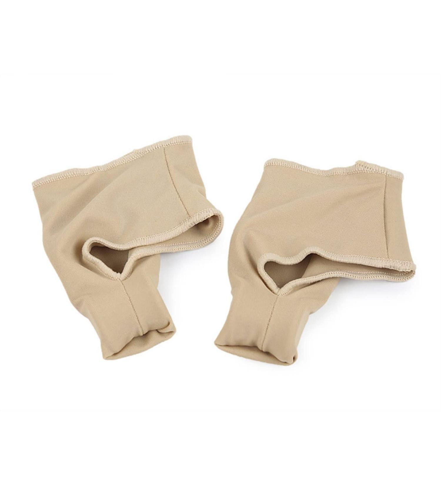 Hallux Valgus Toe Protector: 1 Pair of Pedicure Socks with Thumb Separator Sleeve - Buy Online on GoSupps.com