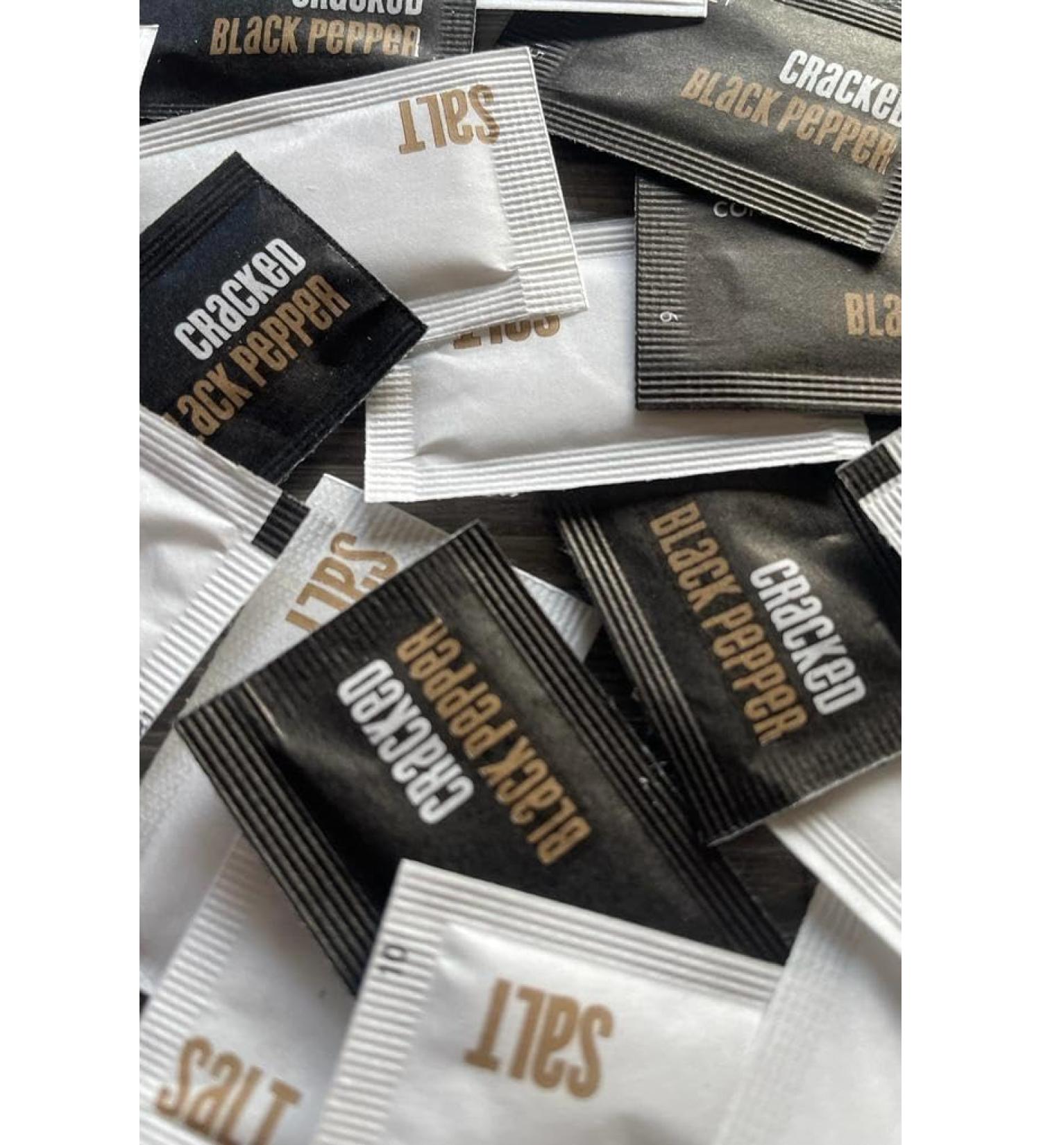 100 Salt and 100 Pepper sachets (200 in Total)