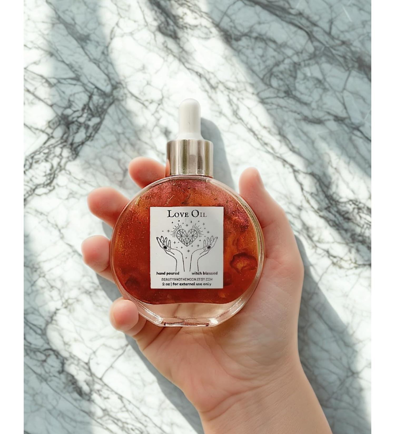 Beauty and the Moon Love Oil | Body Face Safe | Essential Oils Perfume | Heart Chakra | Love Magick | Ritual Anointing Oil | Love Spell | Witchcraft Tools - Buy Online on GoSupps.com