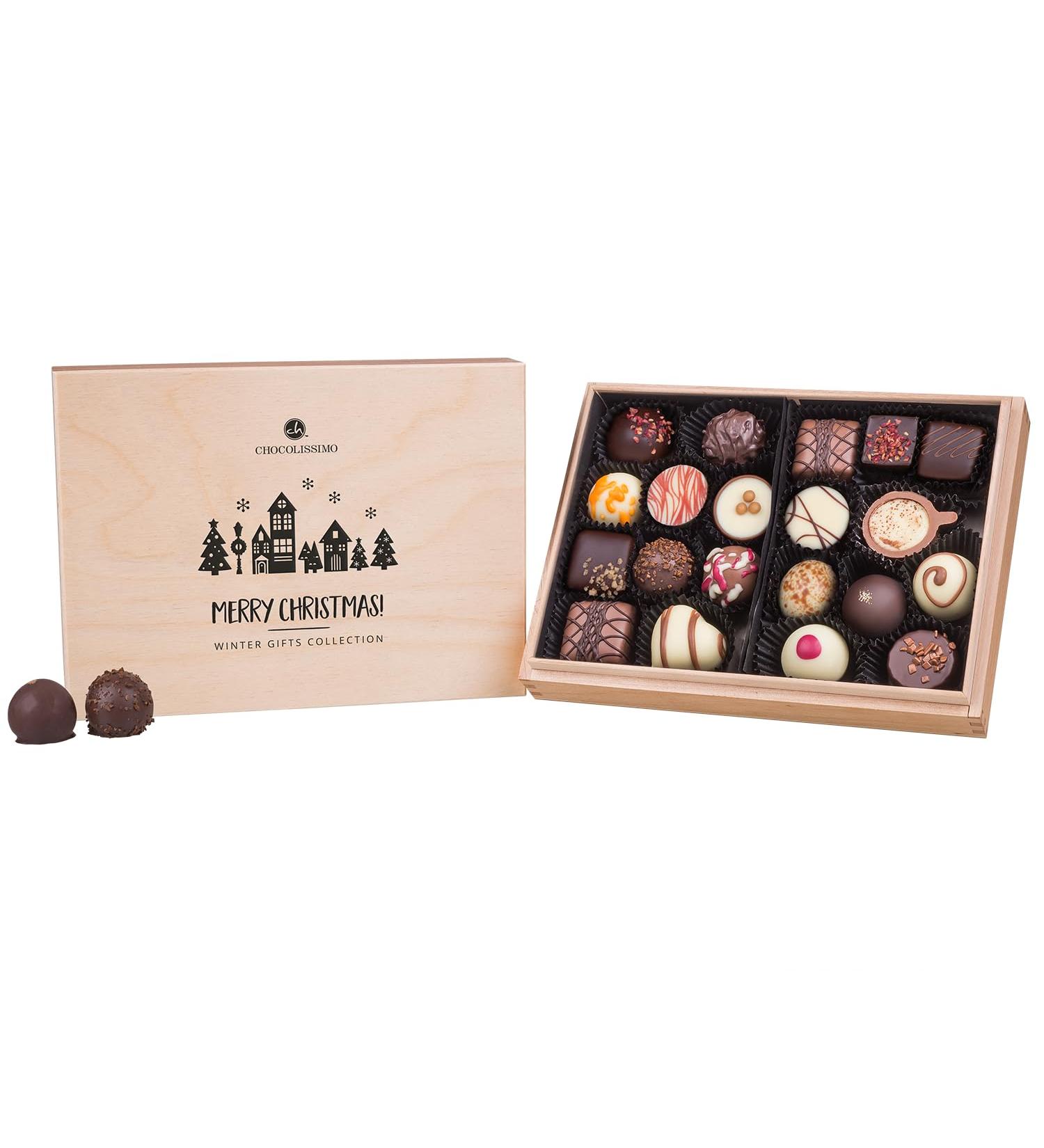  CHOCOLISSIMO LightPremiere-Christmas Chocolate Box | 20 Chocolates | Christmas Chocolate Box | Assorted Pralines | Men | Women | Grandfather | Grandmother | Boy | Girl | Gift Idea | 250g - Buy Online on GoSupps.com