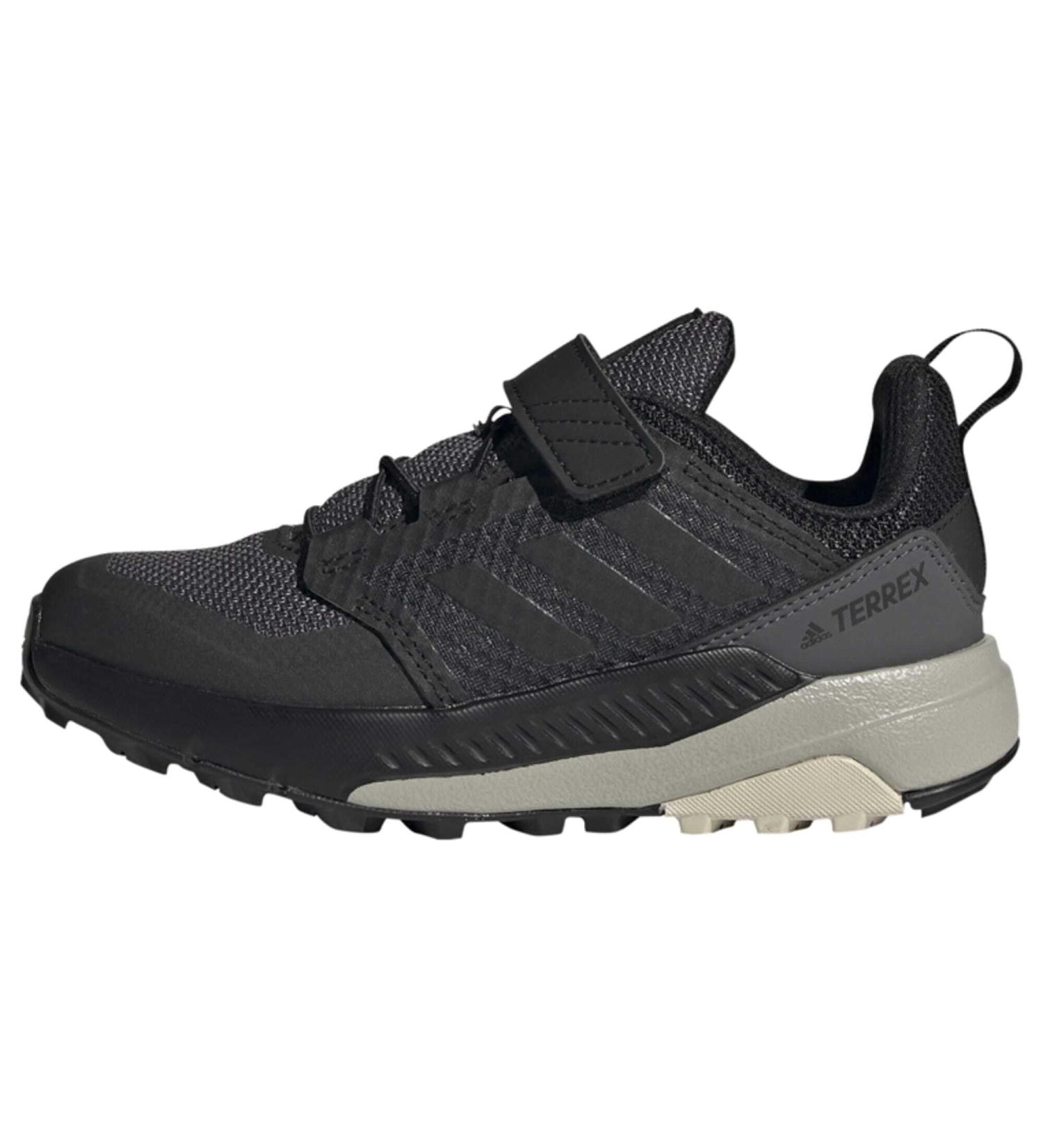 Buy adidas Unisex-Child Terrex Trailmaker Hiking Shoes - Trekking & Wanderstiefel 40 EU - Grey Five/Core Black/Alumina - International Shipping Available - Buy Online on GoSupps.com