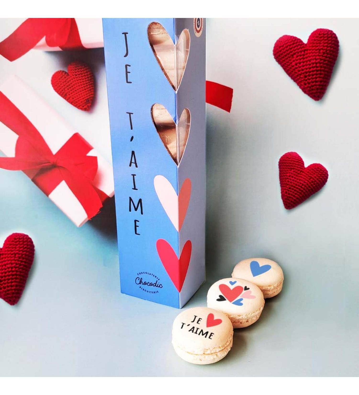 Box of 8 Personalised Valentine's Day Macaroons Chocolate