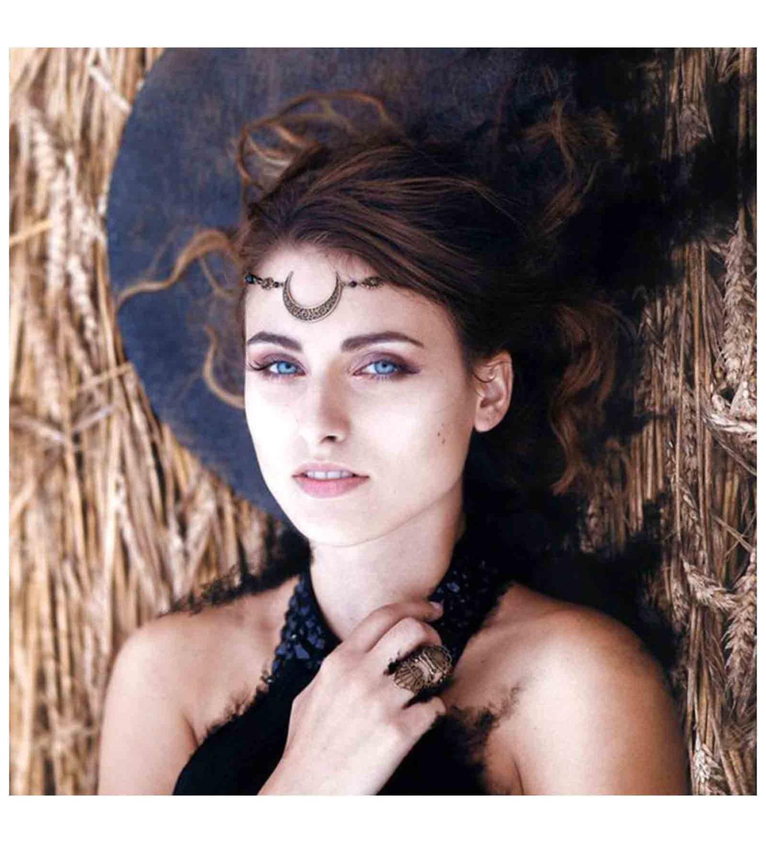 Yheakne Boho Crescent Moon Hair Chain Headband Black Crystal Headchain Gothic Headband Hair Piece Gypsy Forehead Chain Tiara Festival Hair Accessories for Women and Girls - Buy Online on GoSupps.com