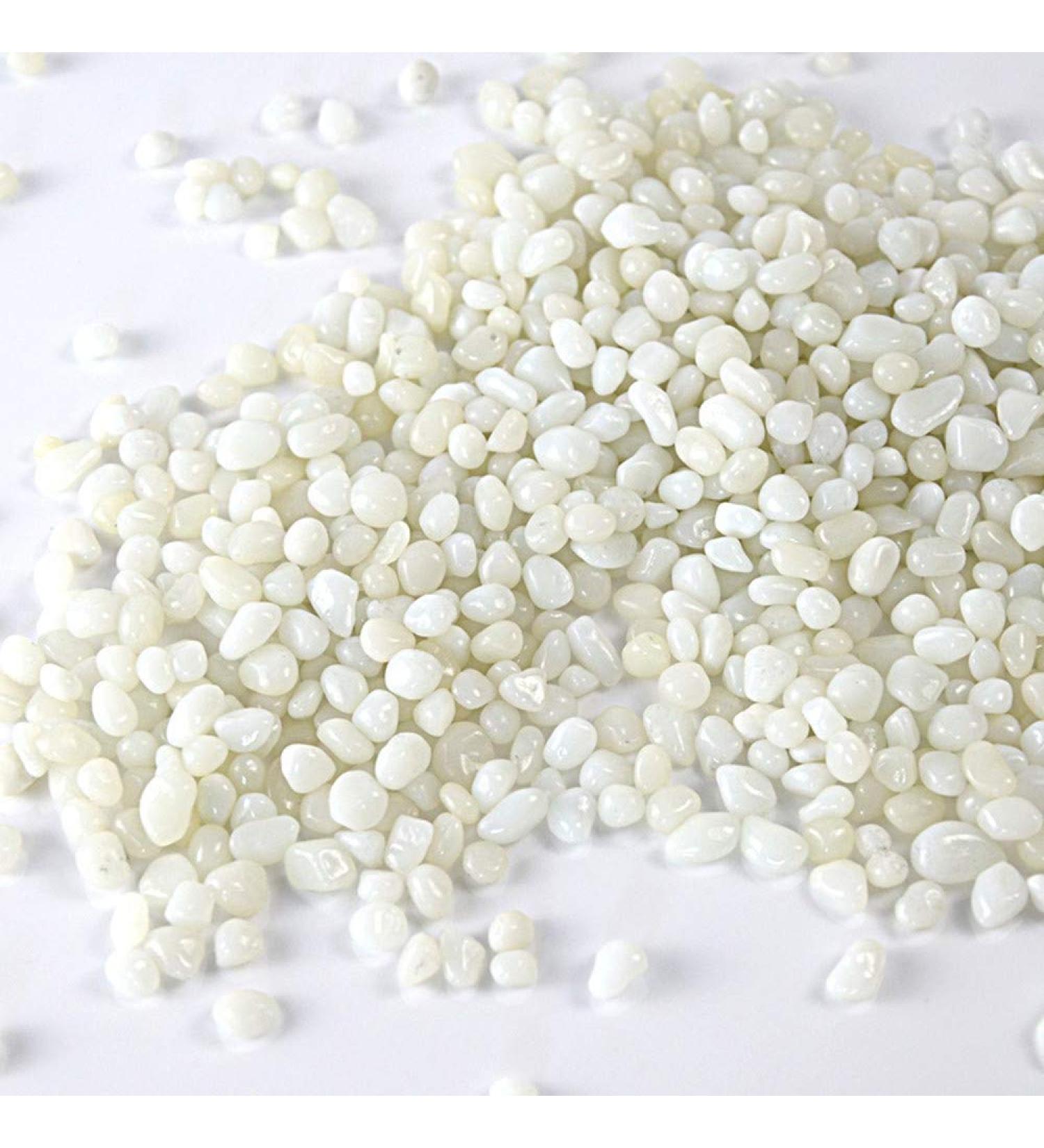 XIZHI 1 Pound Gorgeous Aquarium Decorated Natural Rock Gravel Sand for Fish Turtle Tank Landscape Bottom or Potted Plants Decoration Garden Decoration Pebbles (White) - Buy Online on GoSupps.com