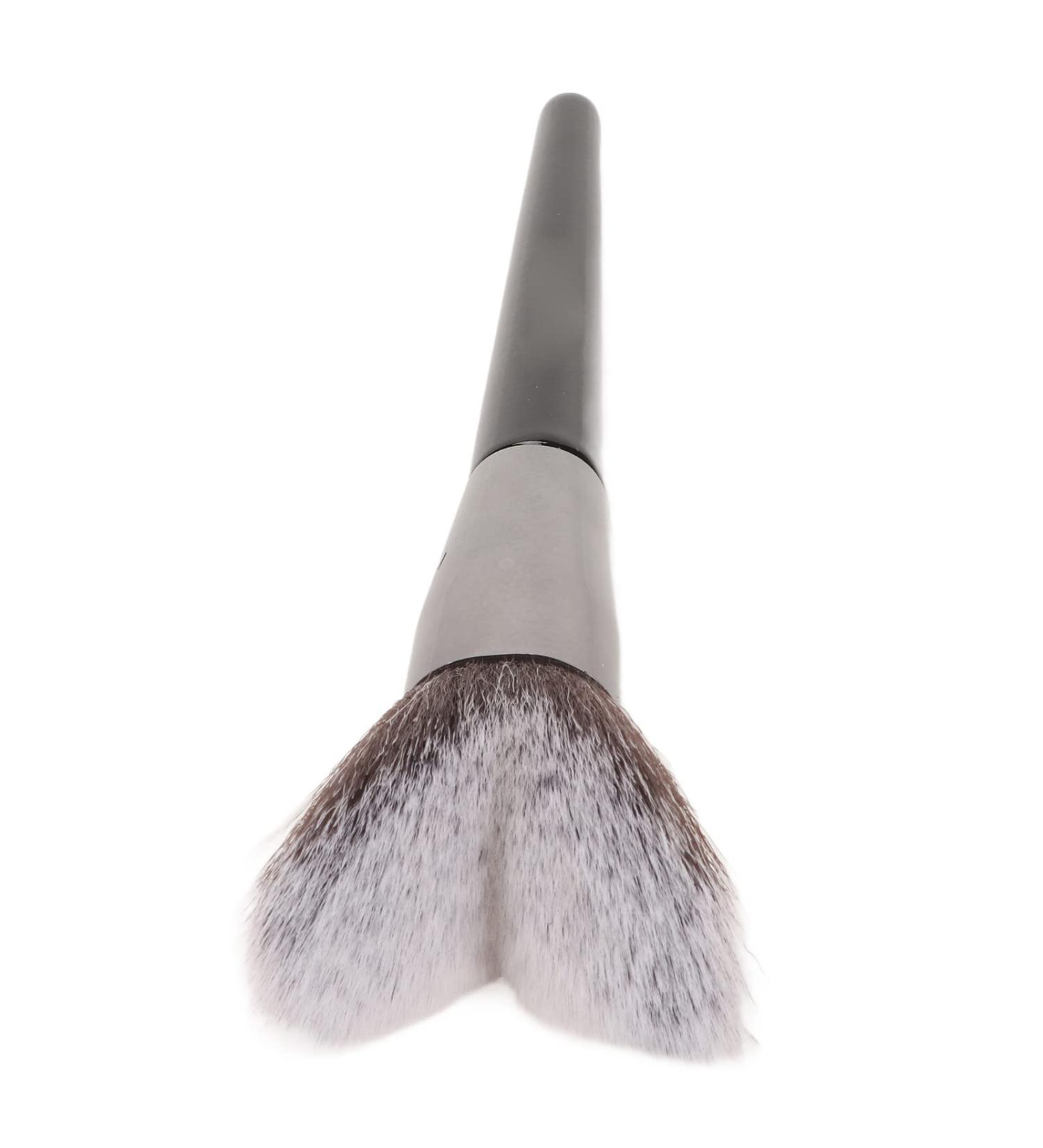 Make Up Brush Face Shading Brush Heart-shaped Perfect Fit Soft Hair Face Shading Brush - Buy Online on GoSupps.com