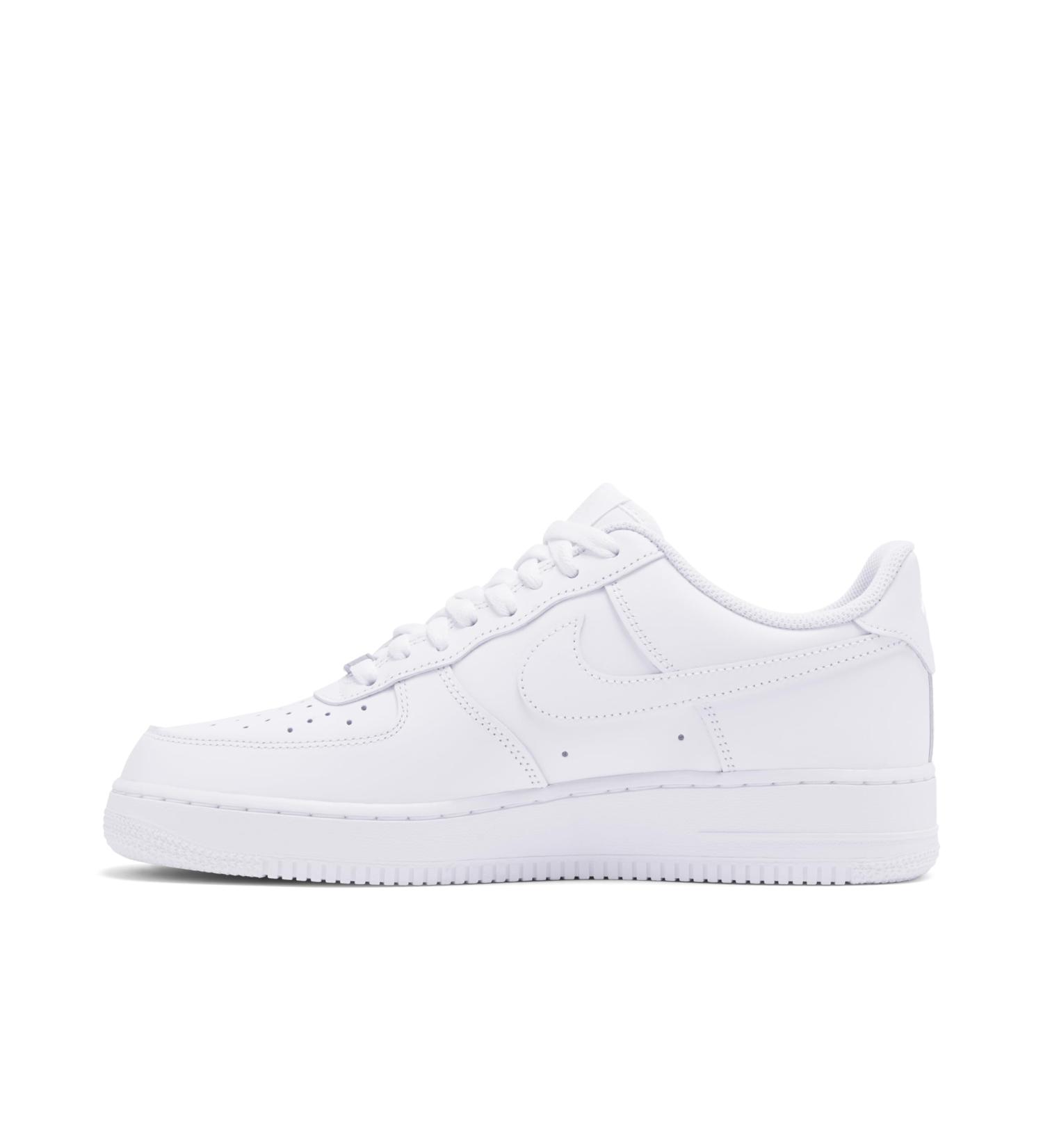 Buy Nike Men's Air Force 1 '07 Basketball Shoe - White EU 43 | International Shipping Available - Buy Online on GoSupps.com