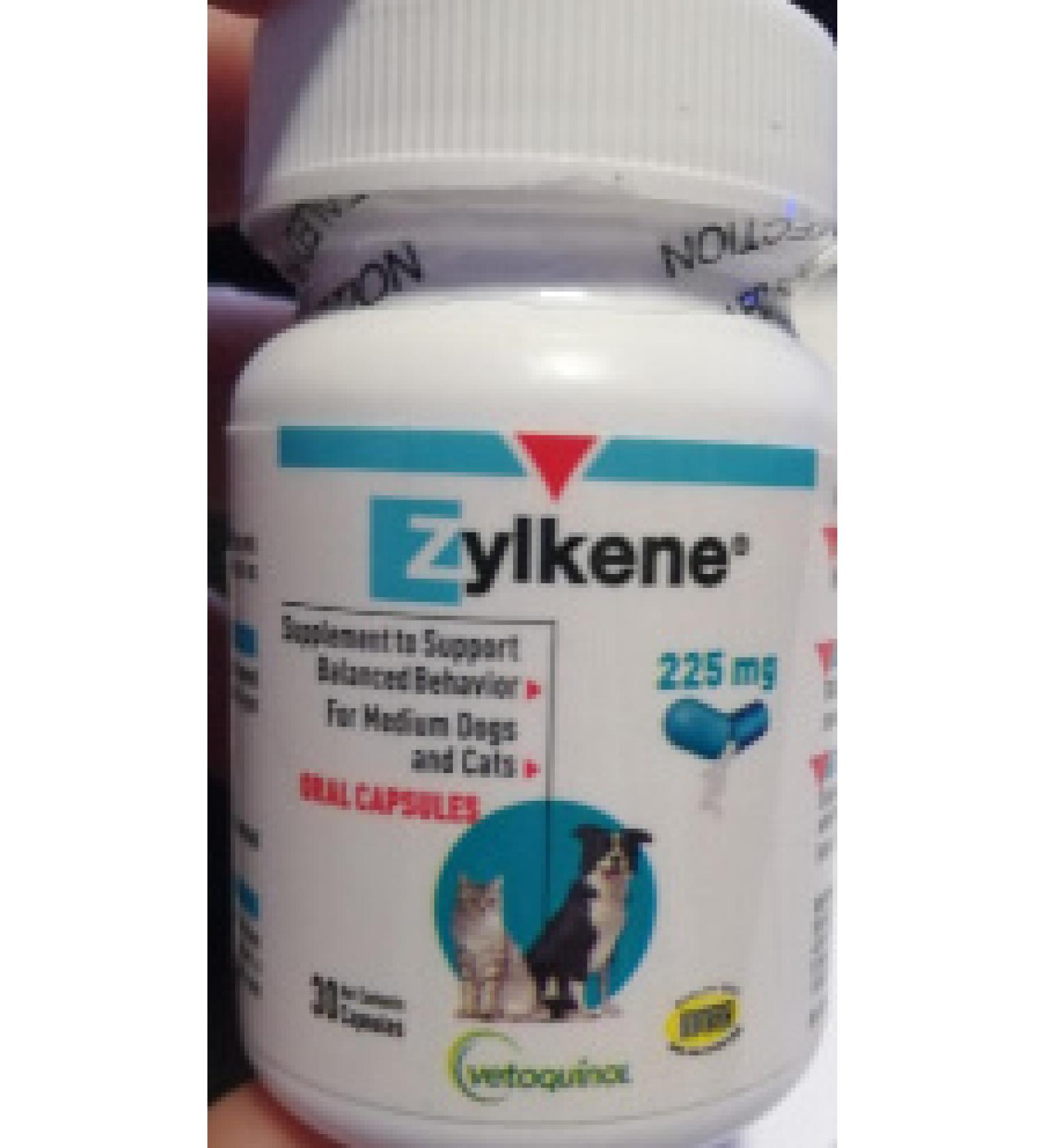 Zylkene Behavior Support Capsules for Dogs & Cats, 75mg - Calming Natural Milk Protein Supplement - Help Pets Cope with Change & Noise-Related Stress - Non-Drowsy - Lactose-Free 14 Capsules