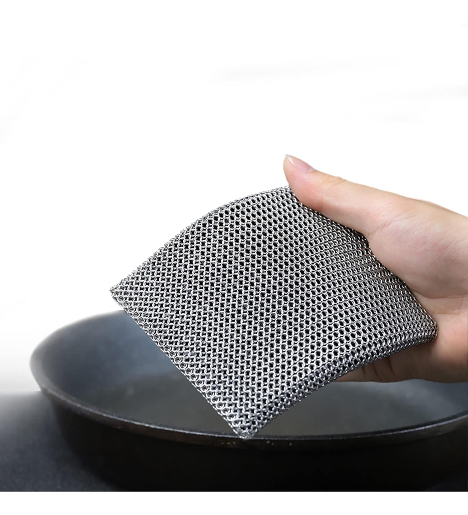 316L Stainless Steel Chainmail Scrubber with Silicone Insert - For Cast Iron Cookware & BBQ Grills - Large Black - Buy Online on GoSupps.com
