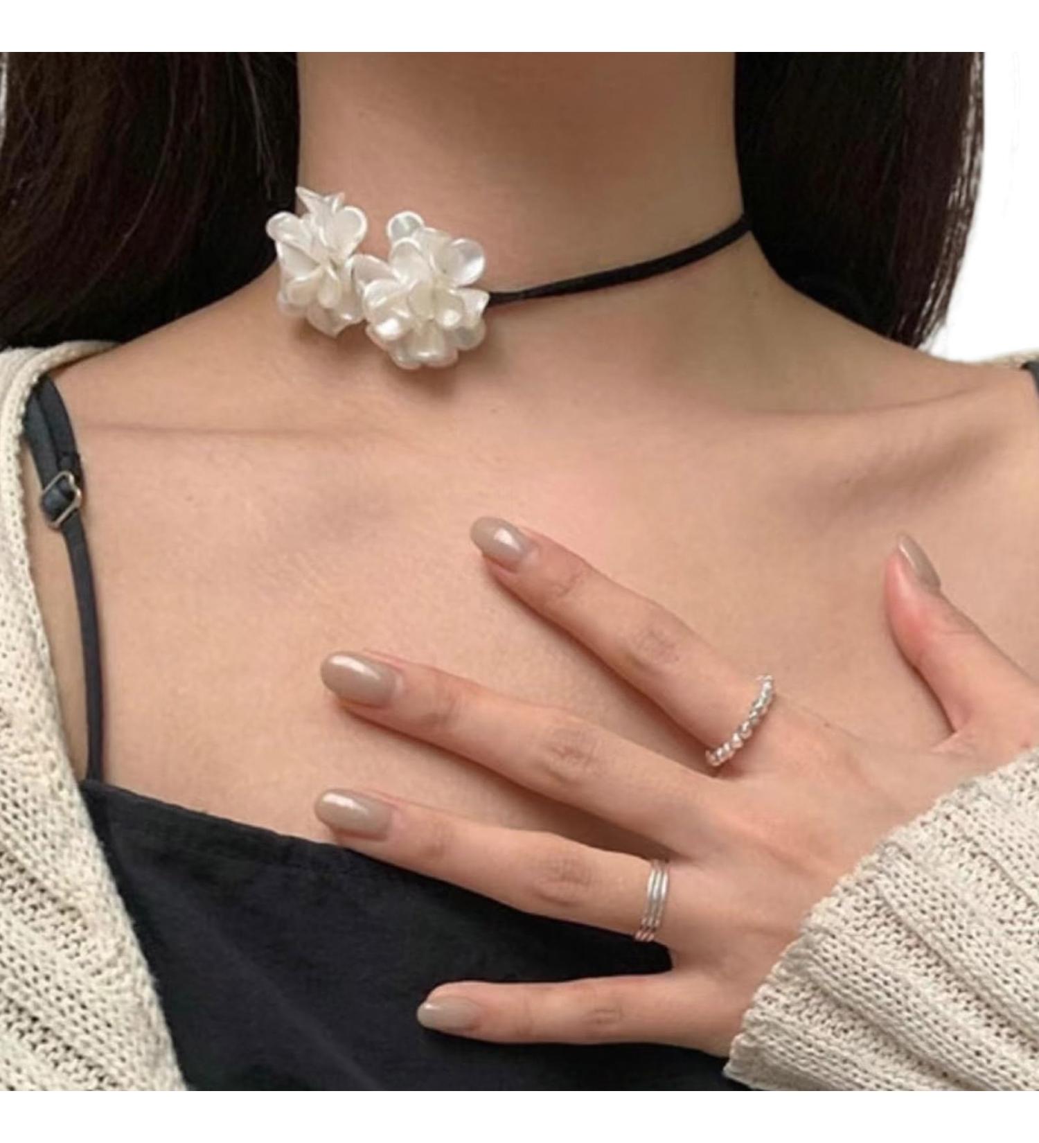 Buy Oralgo's Irregular Flower Trailer Collar Necklace | Adjustable Black Flower Neck Chain with Colorful Pearls - International Shipping Available - Buy Online on GoSupps.com