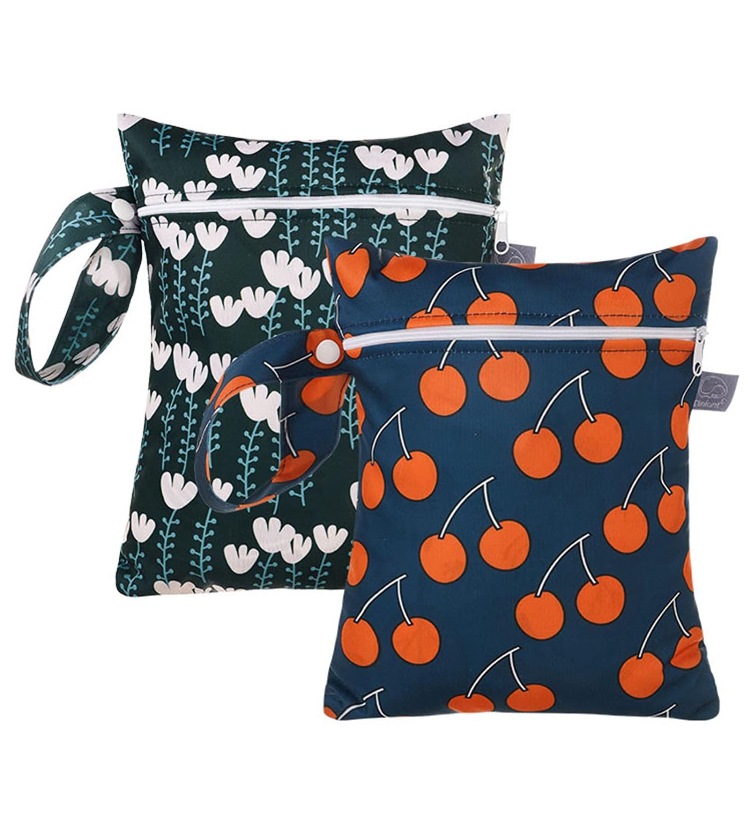 SEAUR Waterproof Cloth Diaper Pockets - 2 Pack with Zipper | Portable Baby Diaper Storage | Color 7 (18x25 cm) - Buy Online on GoSupps.com