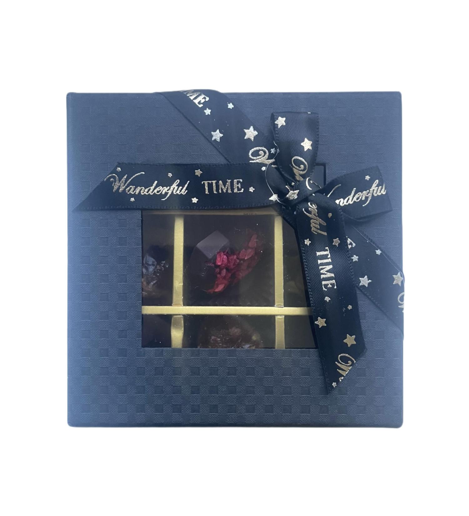 Chocolate Hearts & Dates selection gift box - Buy Online on GoSupps.com