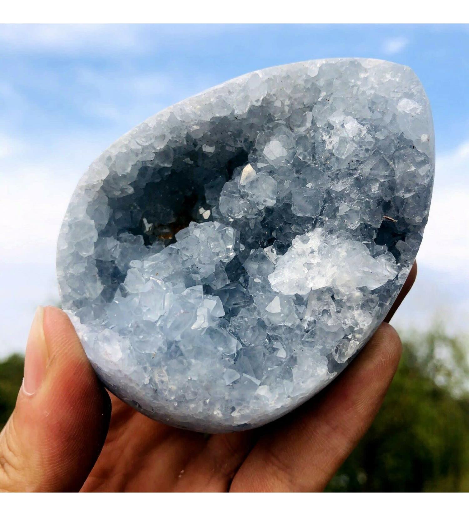 Natural Crystal Rough Natural Beautiful Blue Celestite Crystal Geode Cave Quartz Cluster Egg Specimen Decoration (Size : 380-450g) - Buy Online on GoSupps.com