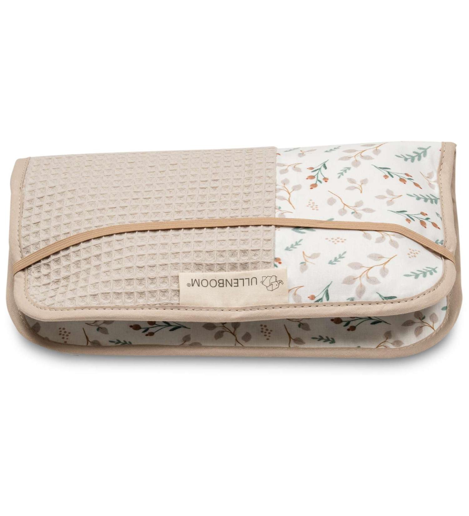 ULLENBOOM Floral Sand Diaper Pocket - Optimal Organizer for On-the-Go Holds 3 Diapers & Accessories - Made in EU 18 x 27 cm - Buy Online on GoSupps.com