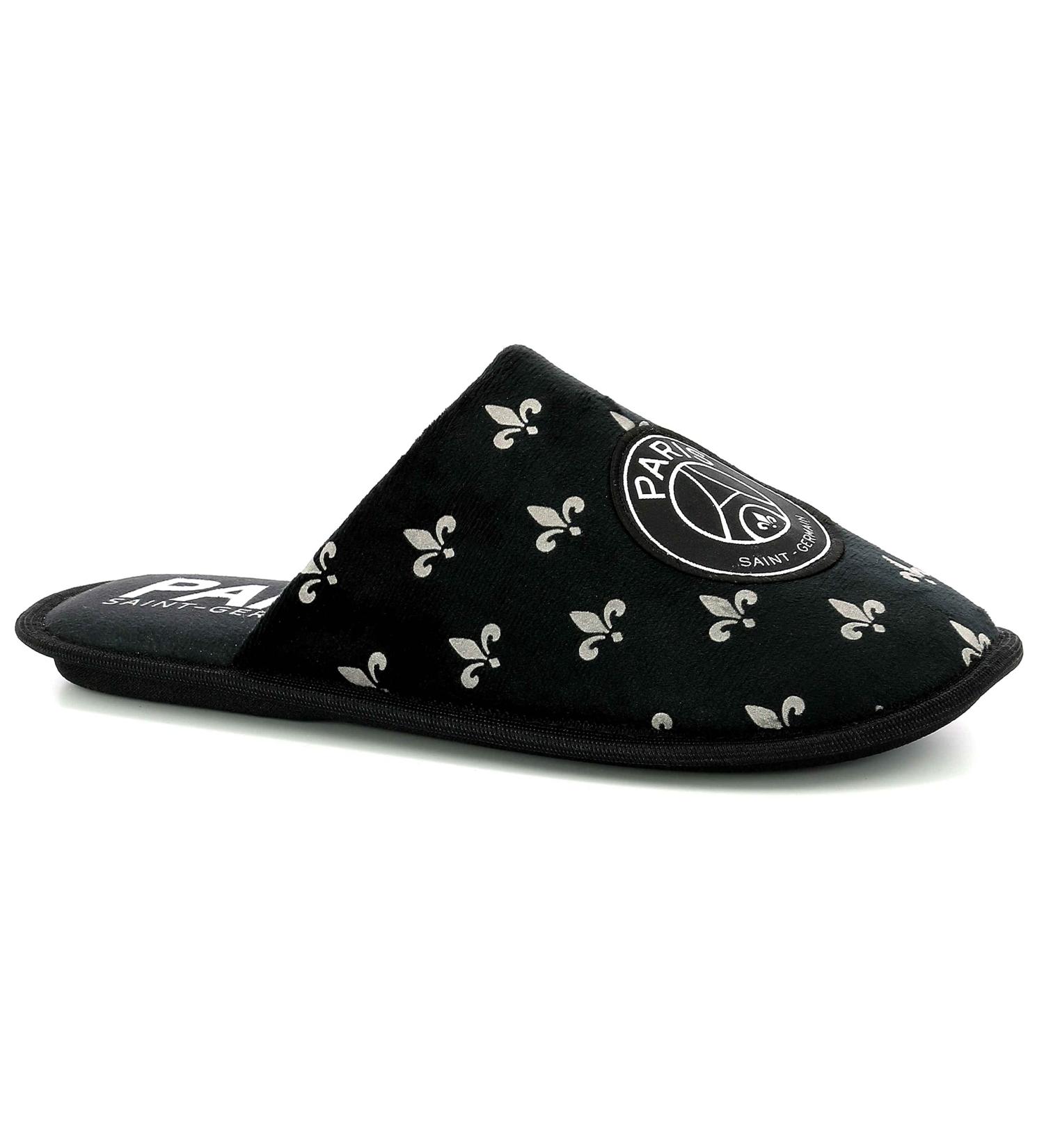 Buy Official Paris Saint-Germain Slippers | PSG 42 EU Black - International Shipping Available - Buy Online on GoSupps.com