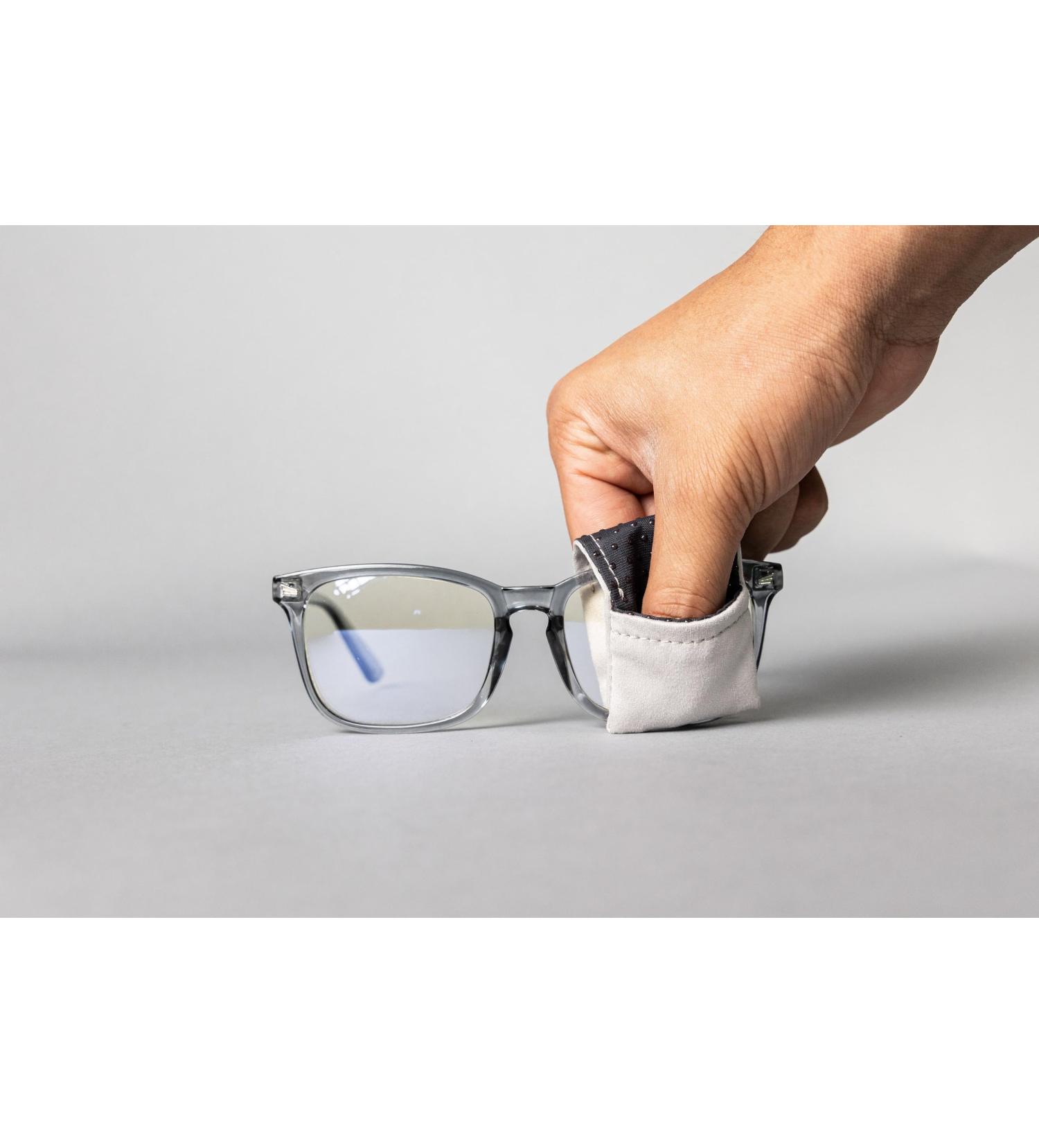 Buy PINCHERS Microfiber Cleaning Cloth 3 Pack - Finger Grip Eyewear Wipe for Glasses Sunglasses & Screens - Removes Smudges & Stains - International Shipping Available - Buy Online on GoSupps.com