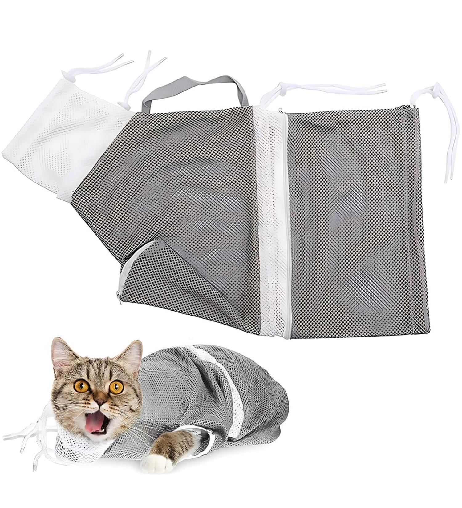 KGDUYC Cat Care Bag - Bathing & Grooming Pocket for Cats & Dogs | 50.8 x 31.8 cm | International Shipping Available - Buy Online on GoSupps.com