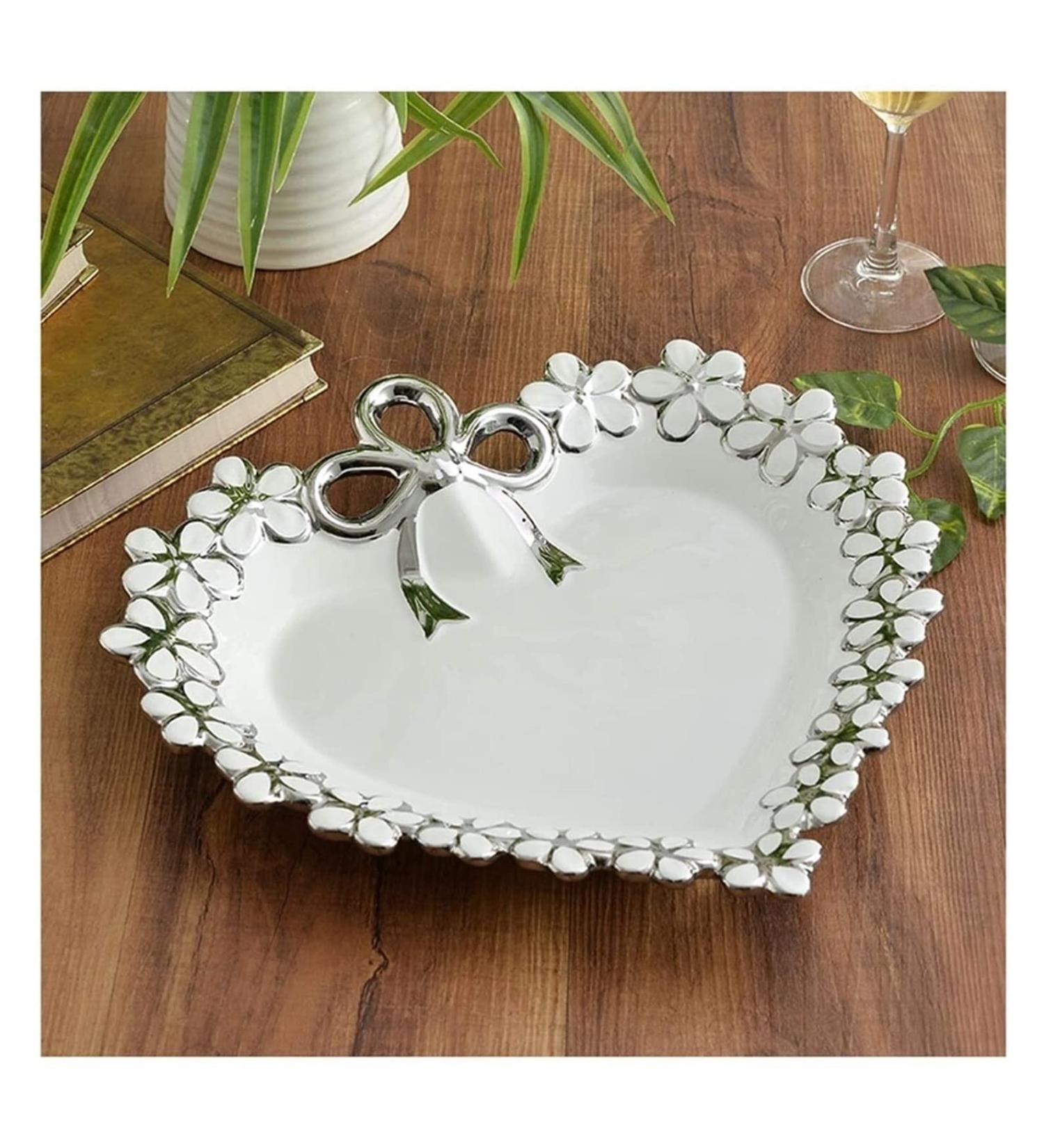 Fruit Basket Fruit Bowl Fruit Bowl European Ceramic Fruit Bowl Creative Heart-Shaped Fruit Dish High-end Decoration Dessert Plate for Home Wedding Housewarming Fruit Organizer Kitchen Organizers and - Buy Online on GoSupps.com
