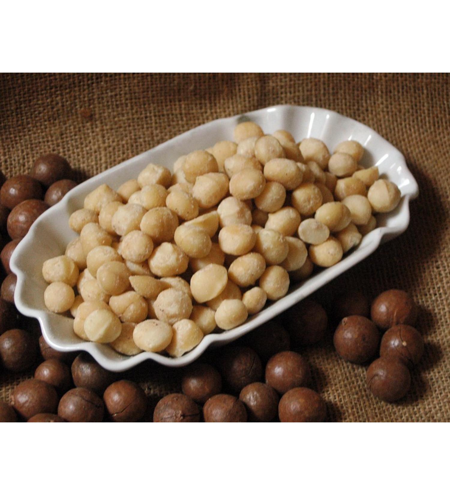 Naturix24 Roasted Macadamia Nuts 1 Kg Bag