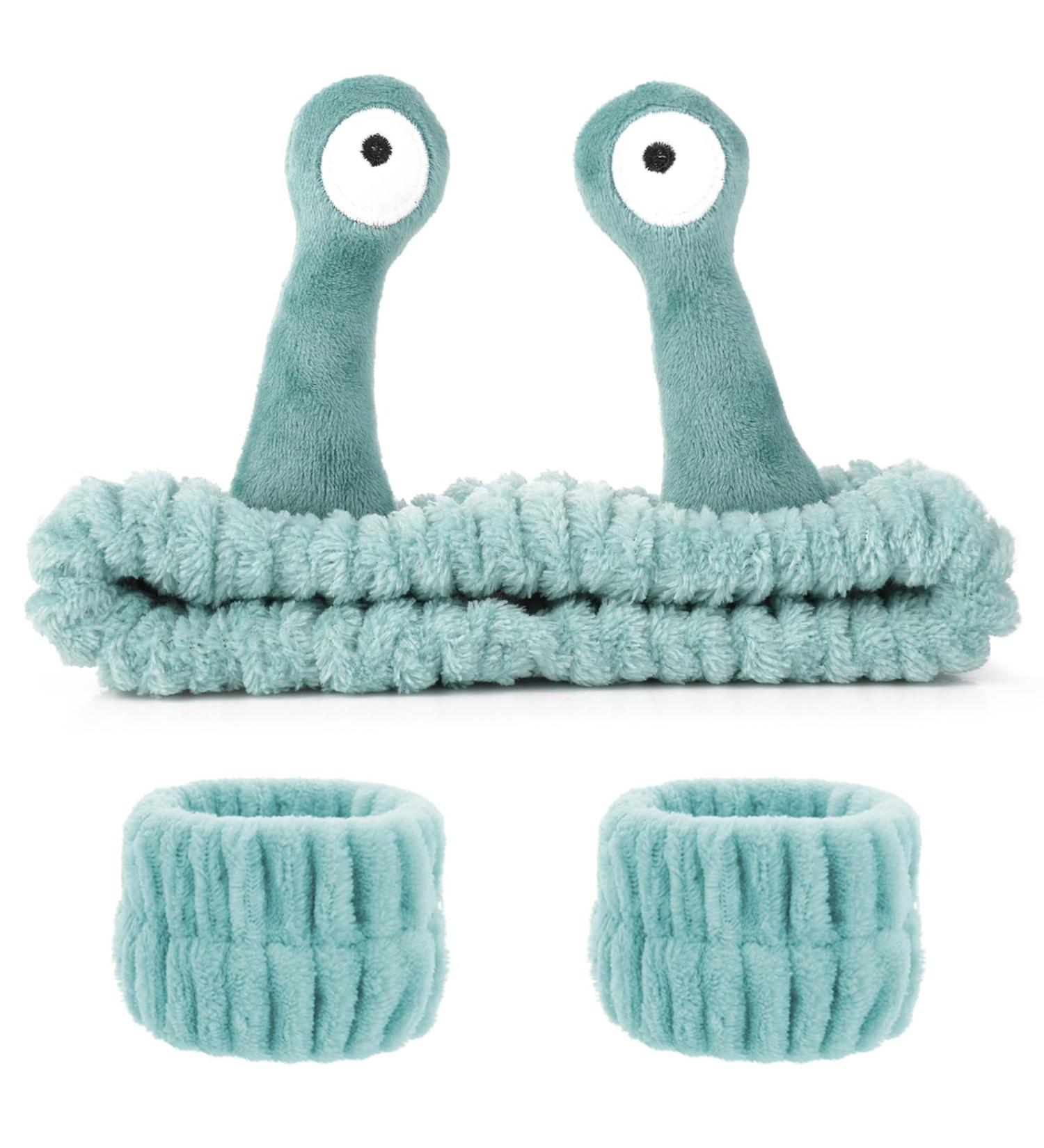 WLLHYF Spa Headband Face Wash Wristband Set Makeup Head Band Snail Coral Fleece Hair Band Skincare Hairband Elastic Creative Cartoon Head Wraps Cute Hair Accessories for Women Girls (Green) - Buy Online on GoSupps.com