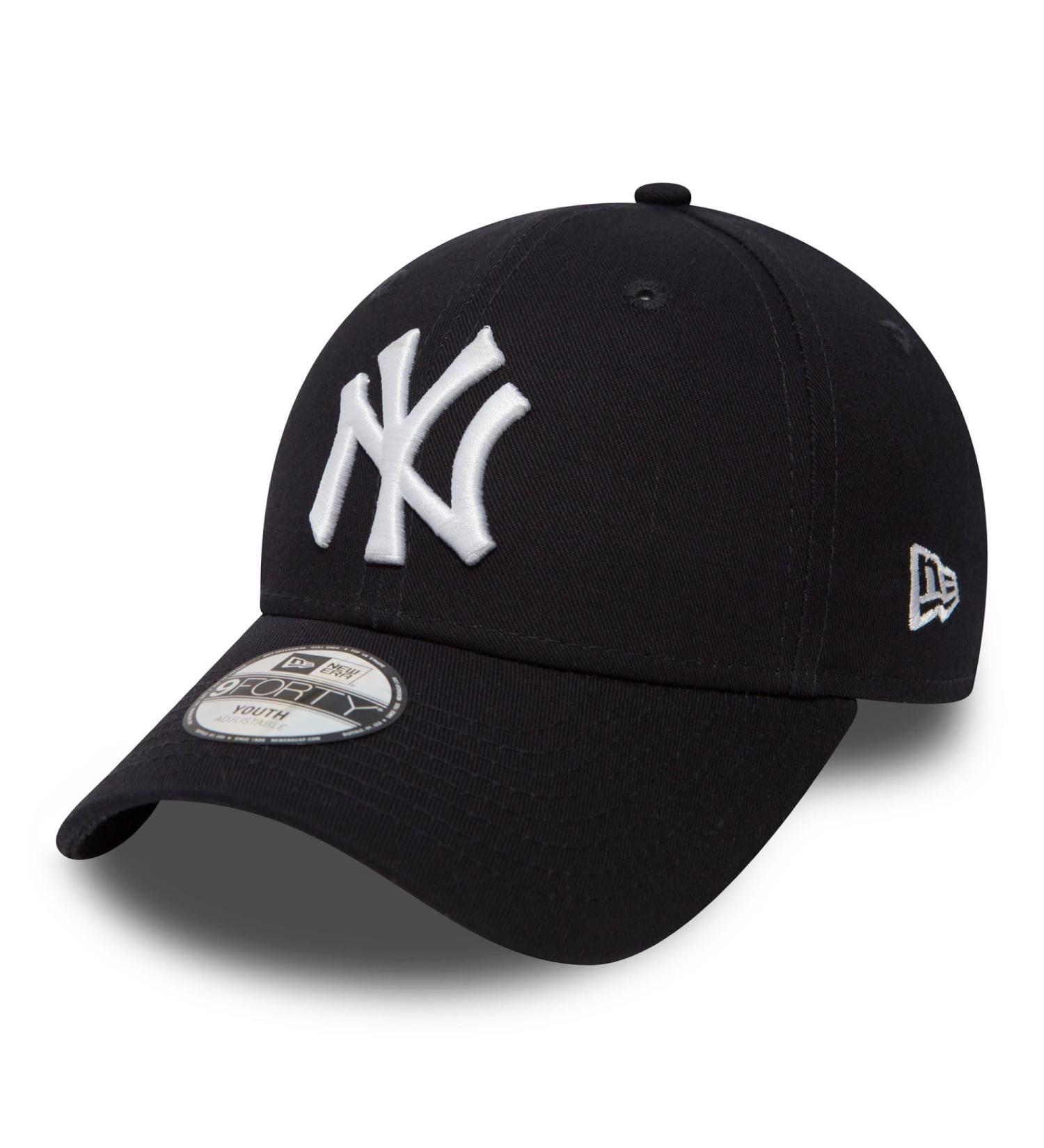 New Era 9Forty Adjustable Kids Cap - New York Yankees Blue/White for Ages 6-12 | International Shipping Available - Buy Online on GoSupps.com