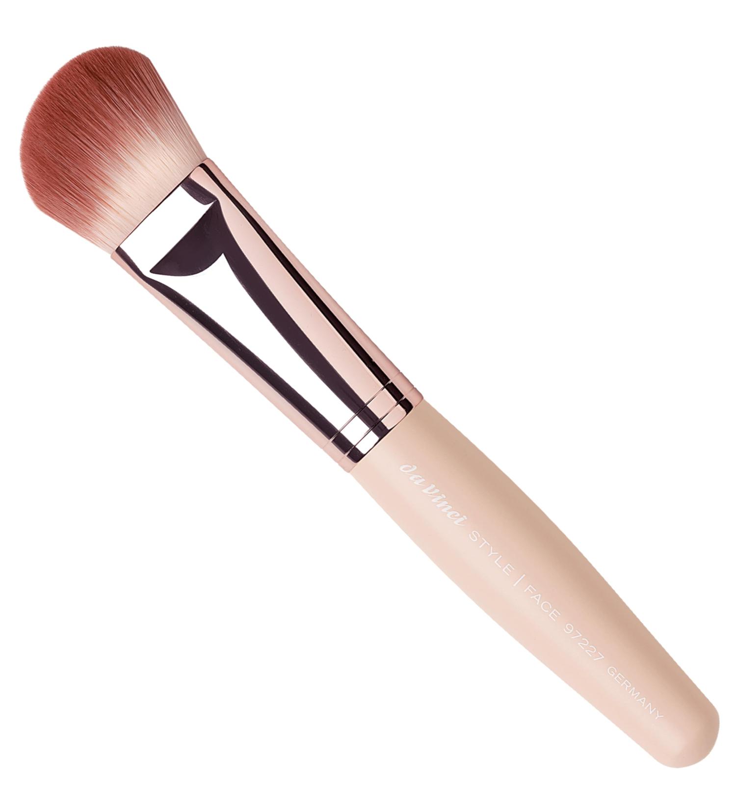 da Vinci Angled Blusher Brush - Vegan & Synthetic Fiber Handmade in Germany for Flawless Makeup Application - Buy Online on GoSupps.com