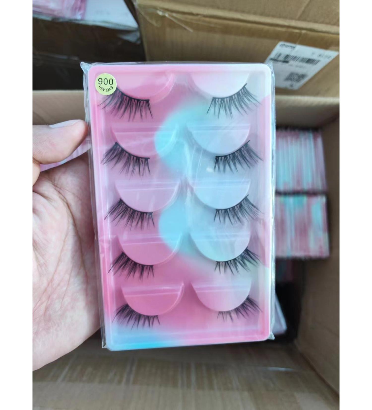 Shop Mao-01 Eyelashes | Premium Quality International Shipping | Enhance Your Look - Buy Online on GoSupps.com