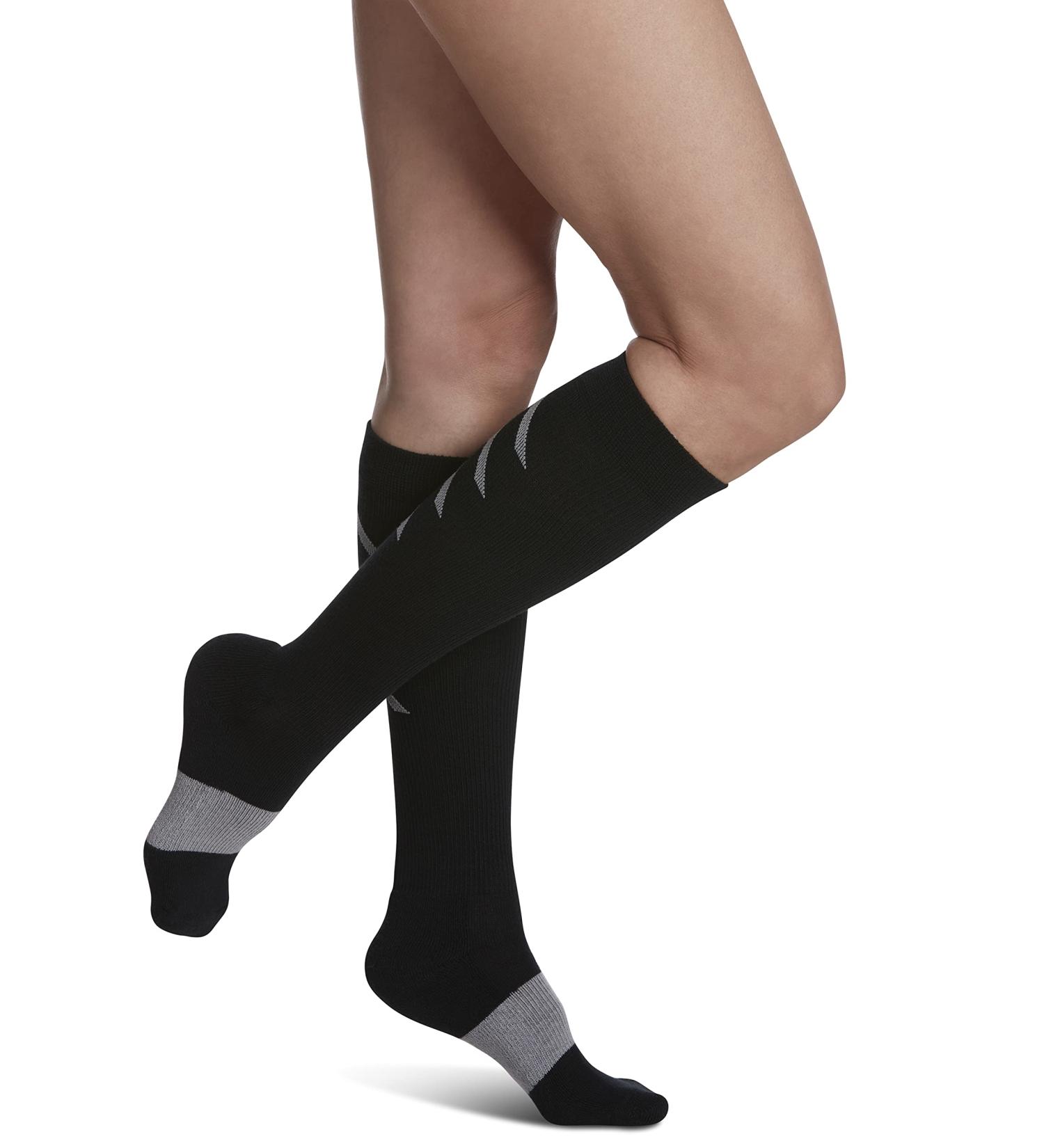 Sigvaris 401 Athletic Recovery Calf High Socks 15-20mmHg - Large Black | Men's & Women's - Buy Online on GoSupps.com