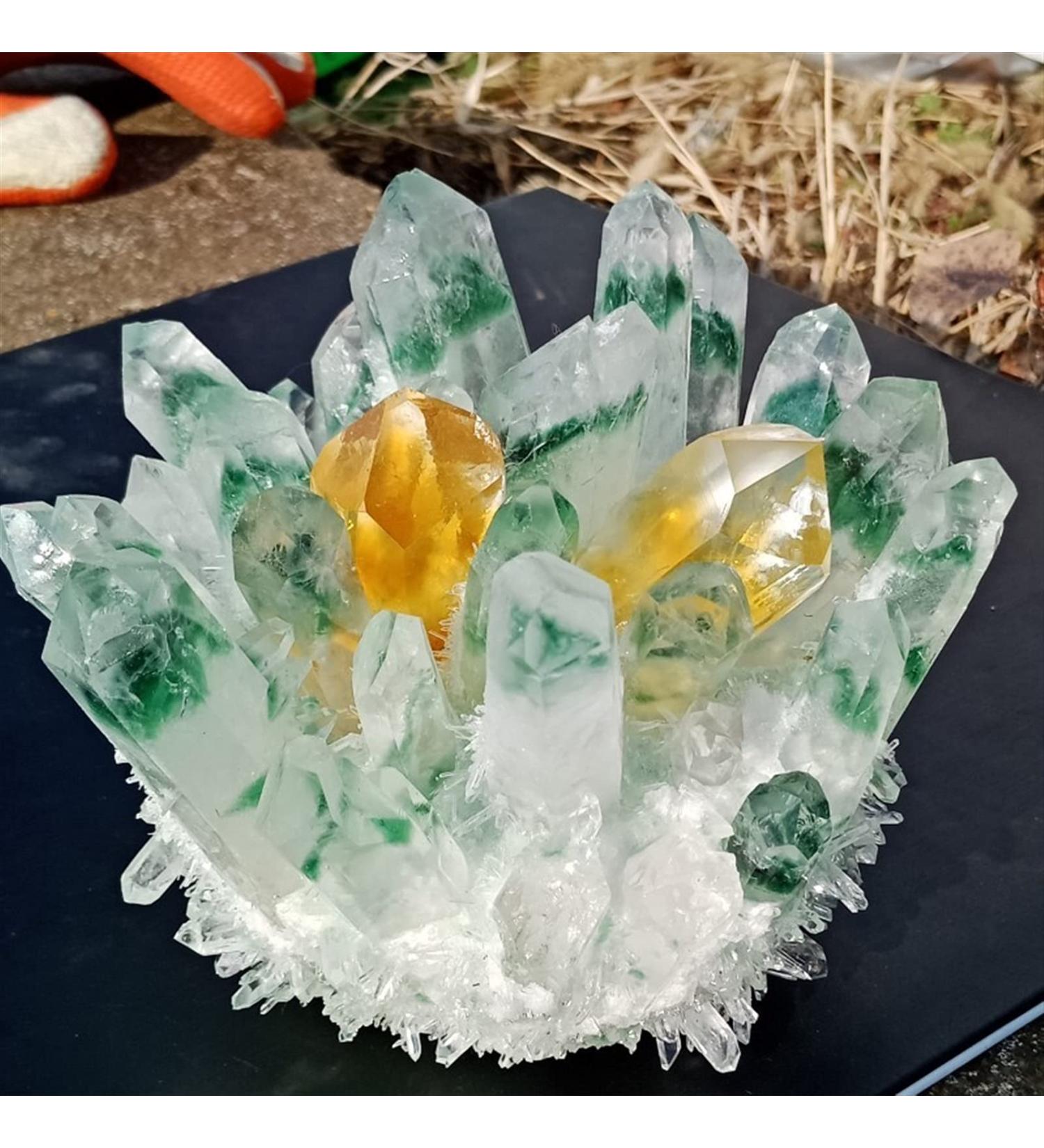 Natural Green Ghost Crystal Cluster Original Stone Reiki Orange Crystals Minerals Specimen Home Decor ZJGIDTEM (Color : 550-600g) - Buy Online on GoSupps.com